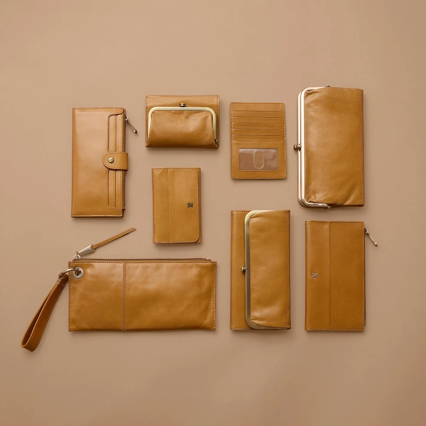Jill Trifold Wallet In Polished Leather - Natural