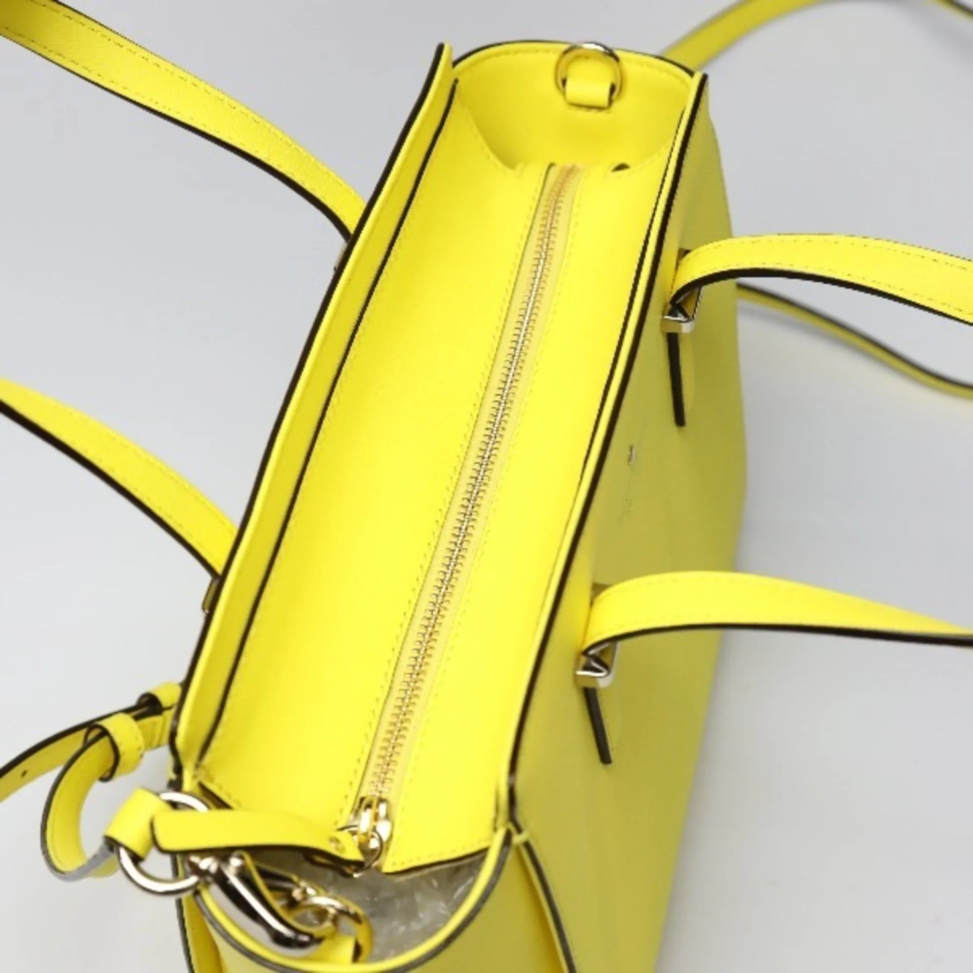 Kate Spade  Handbag (Pre-Owned)