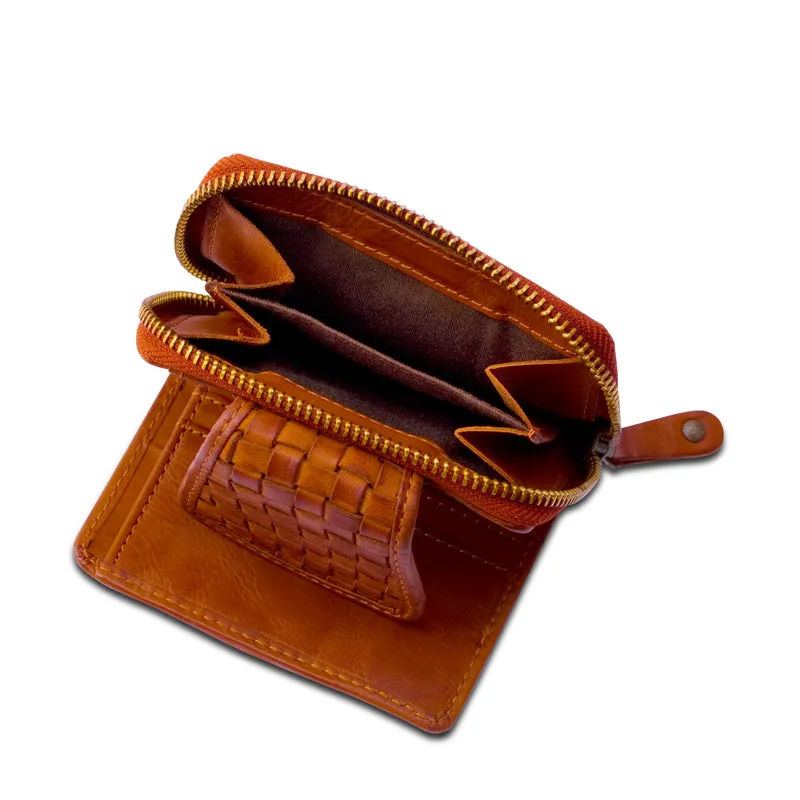 Leah - The Wallet