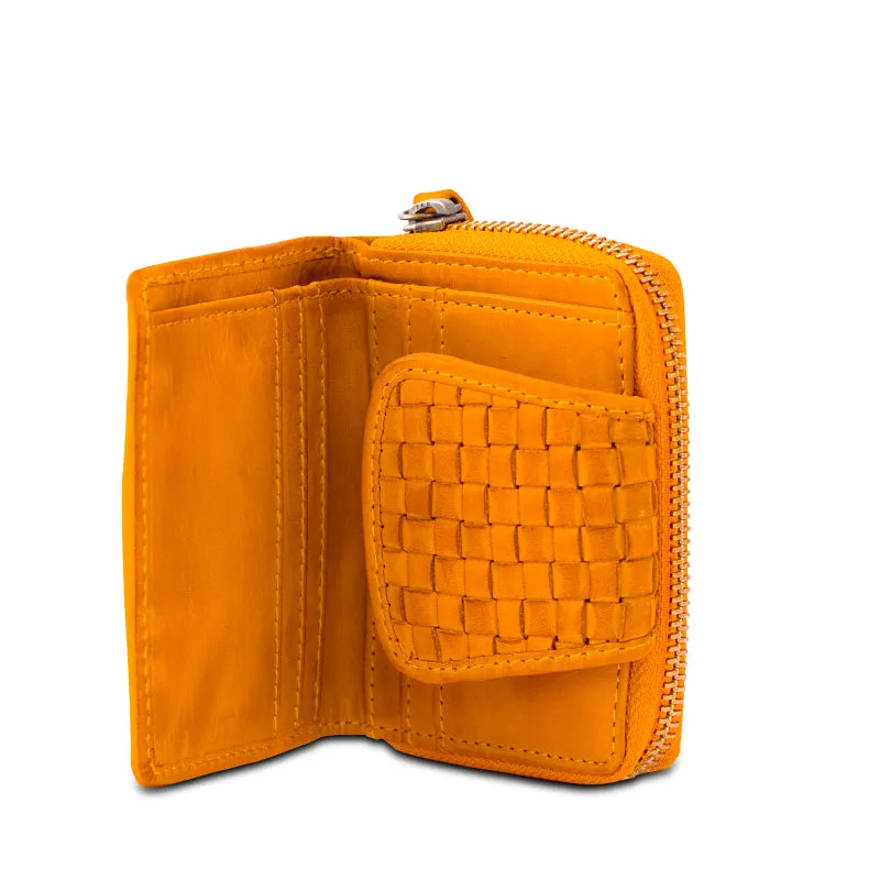 Leah - The Wallet