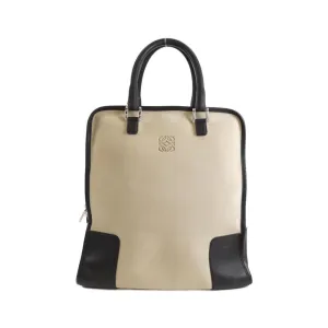 Loewe ivory Suede Leather Handbag (Pre-Owned)