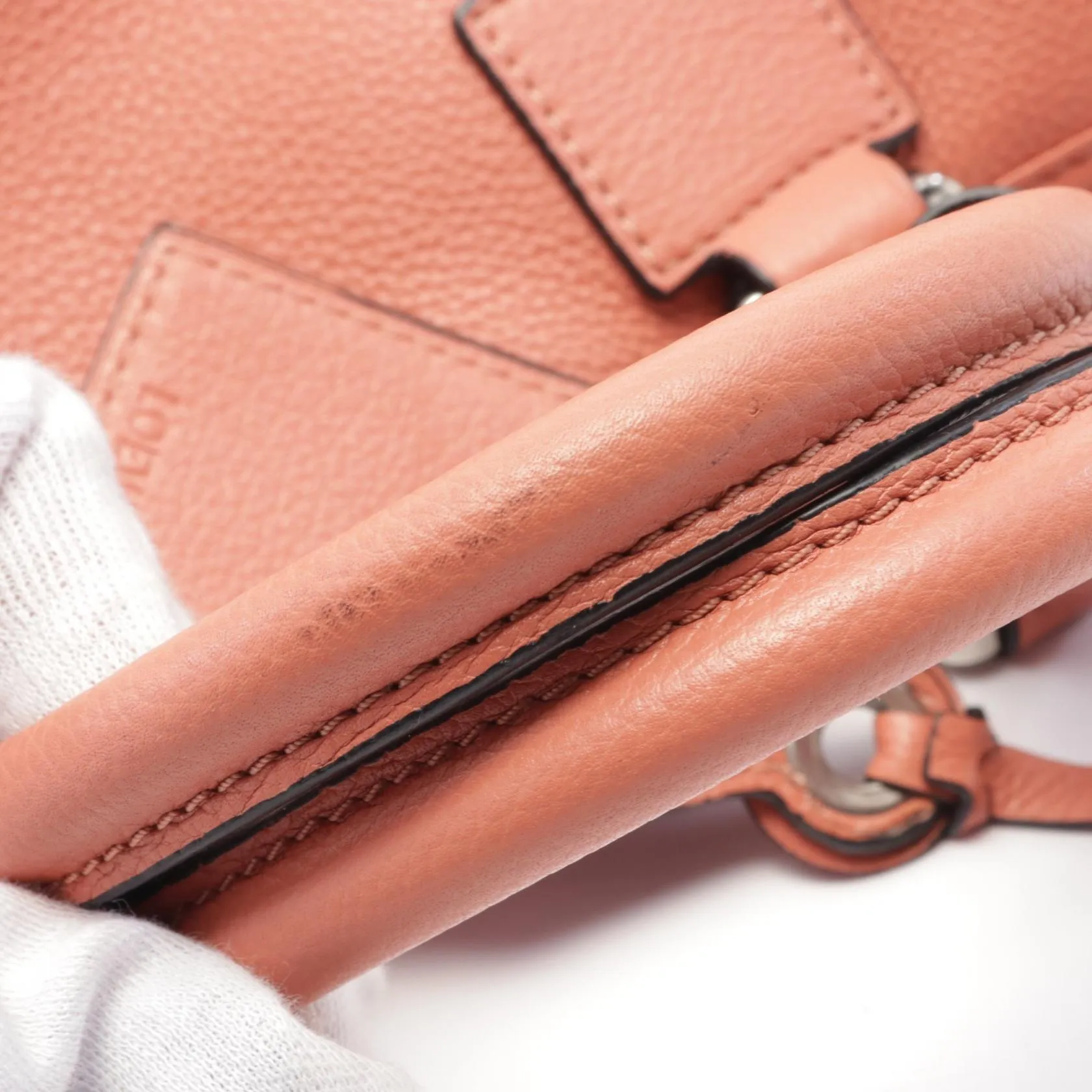 Loewe Leather Amazona 28 Handbag Pink