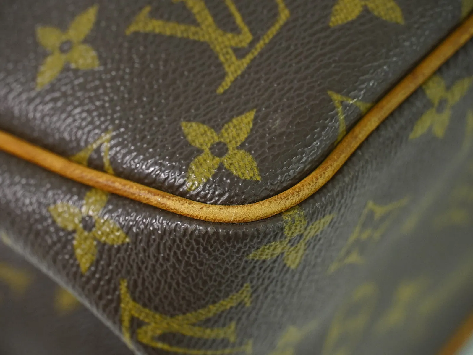 Louis Vuitton Batignolles Vertical Canvas Tote Bag (Pre-Owned)