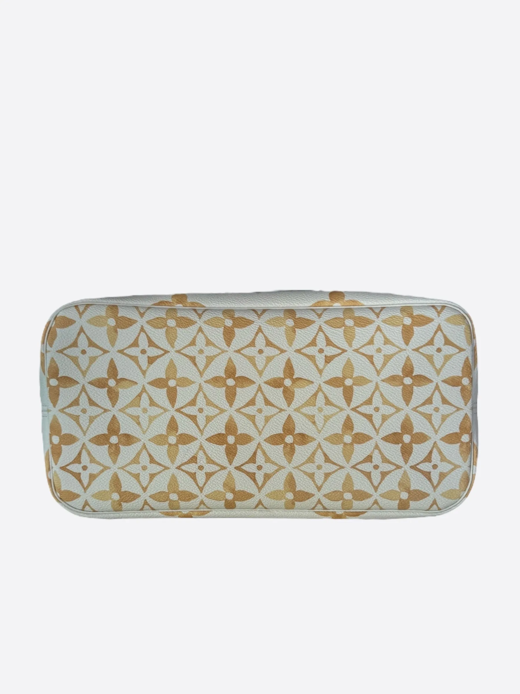 Louis Vuitton Beige Crafty Monogram Neverfull MM