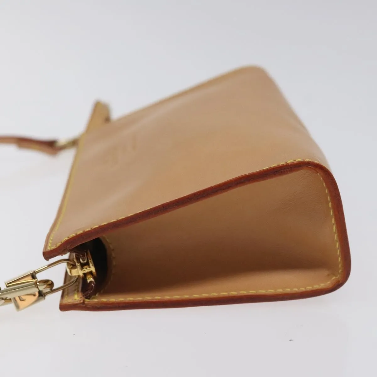Louis Vuitton Bucket Leather Clutch Bag (Pre-Owned)