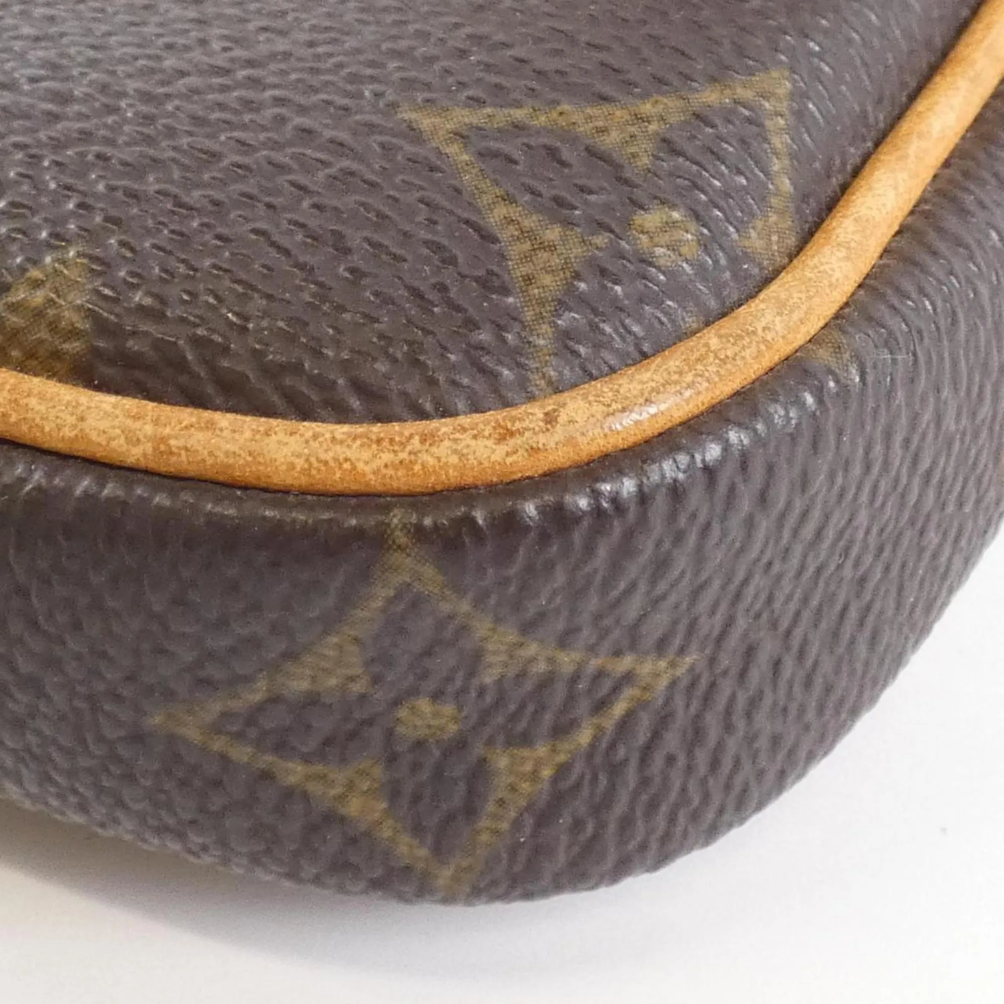Louis Vuitton Cancun Canvas Clutch Bag (Pre-Owned)
