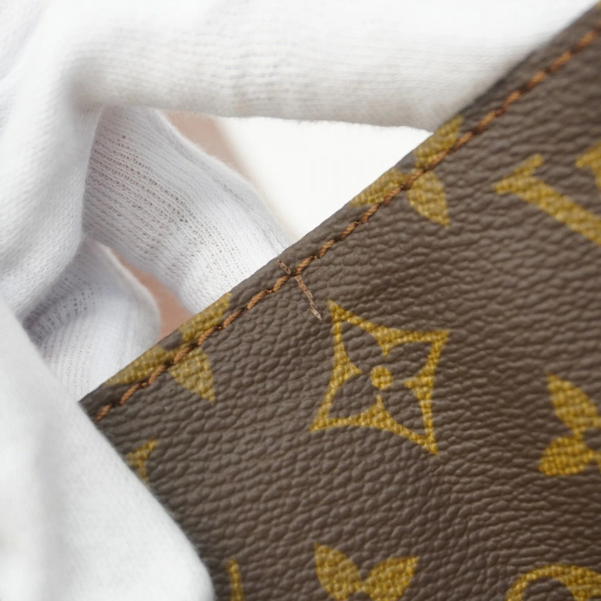 Louis Vuitton Clutch Bag Pochette (Pre-Owned)