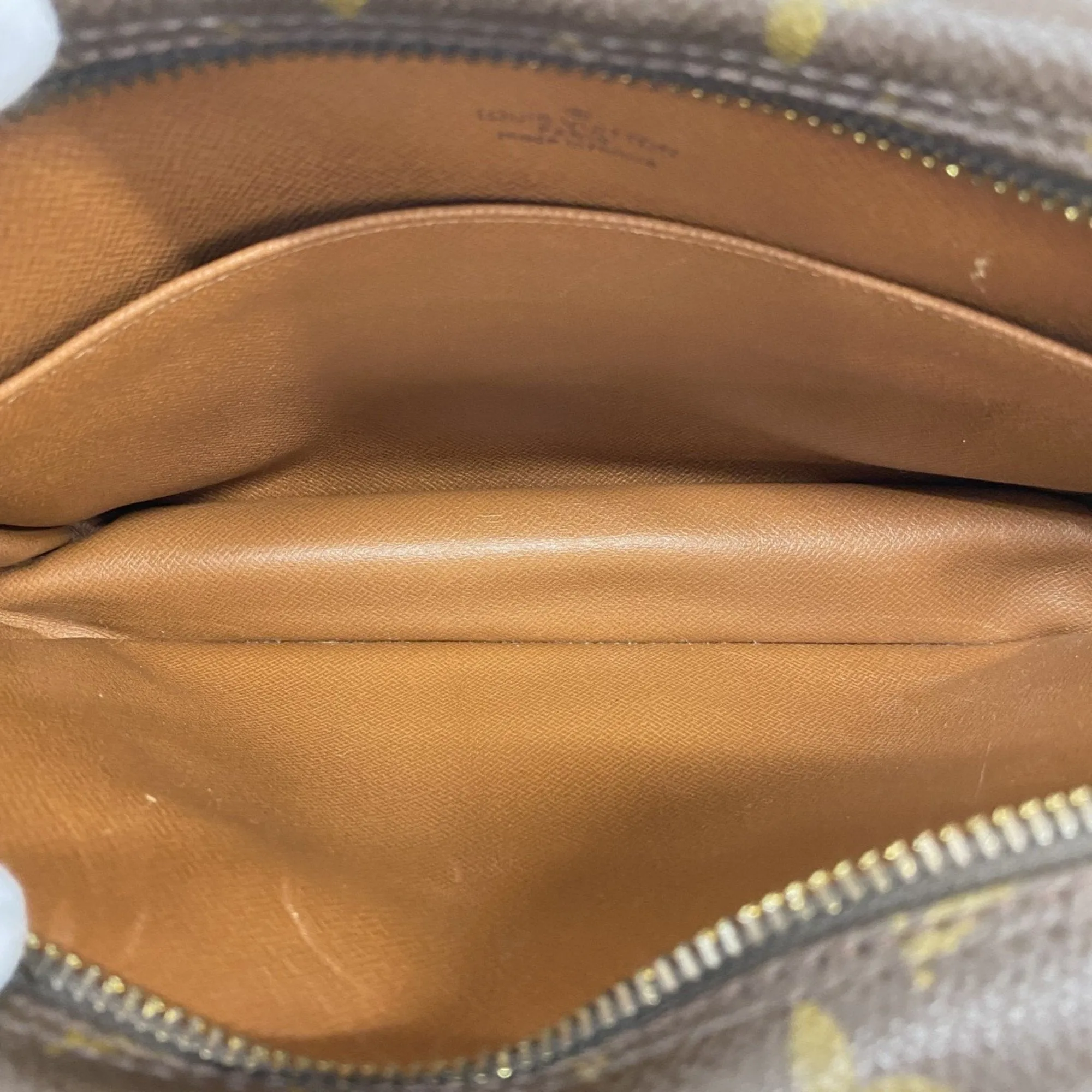Louis Vuitton Clutch Bag (Pre-Owned)