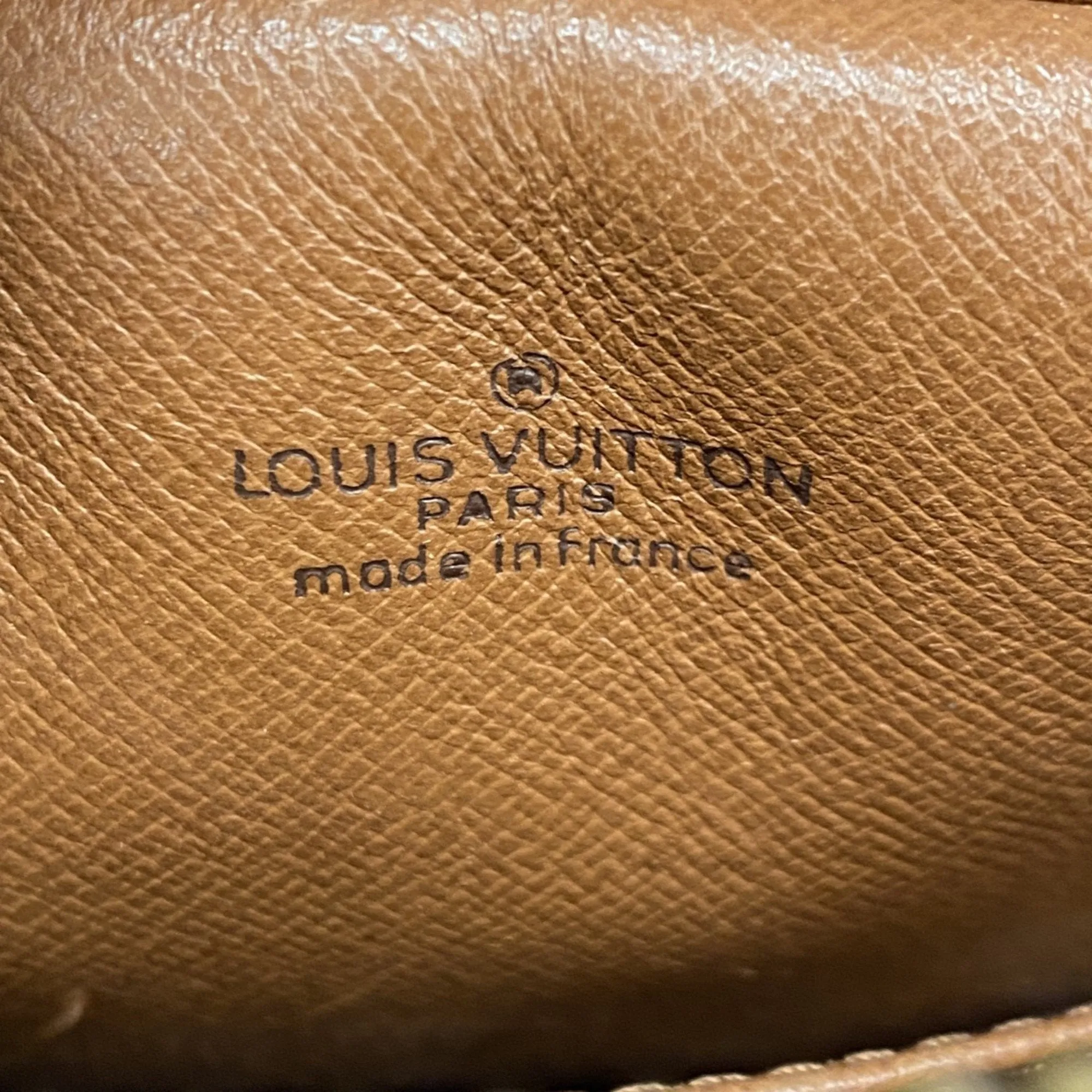 Louis Vuitton Clutch Bag (Pre-Owned)
