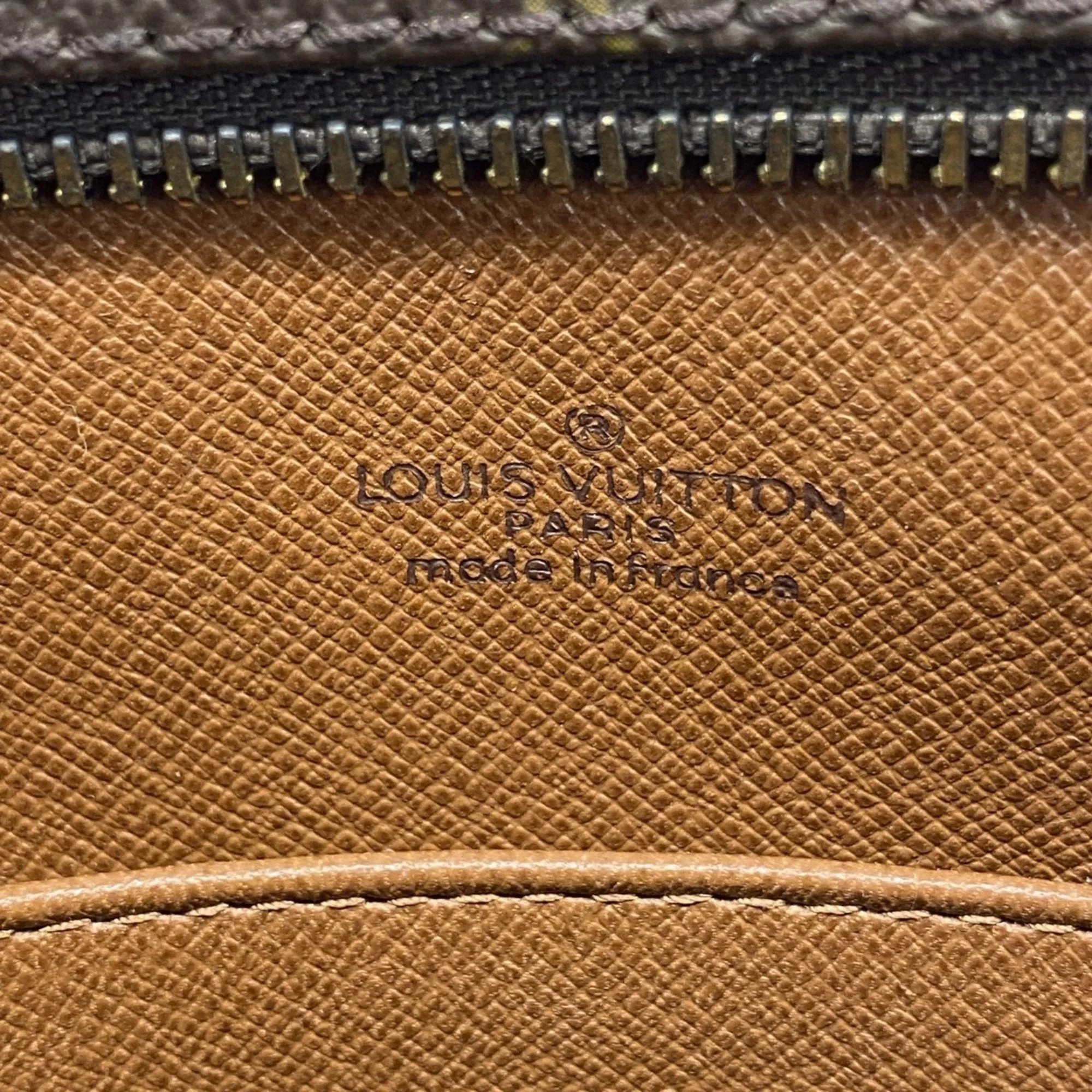 Louis Vuitton Clutch Bag (Pre-Owned)