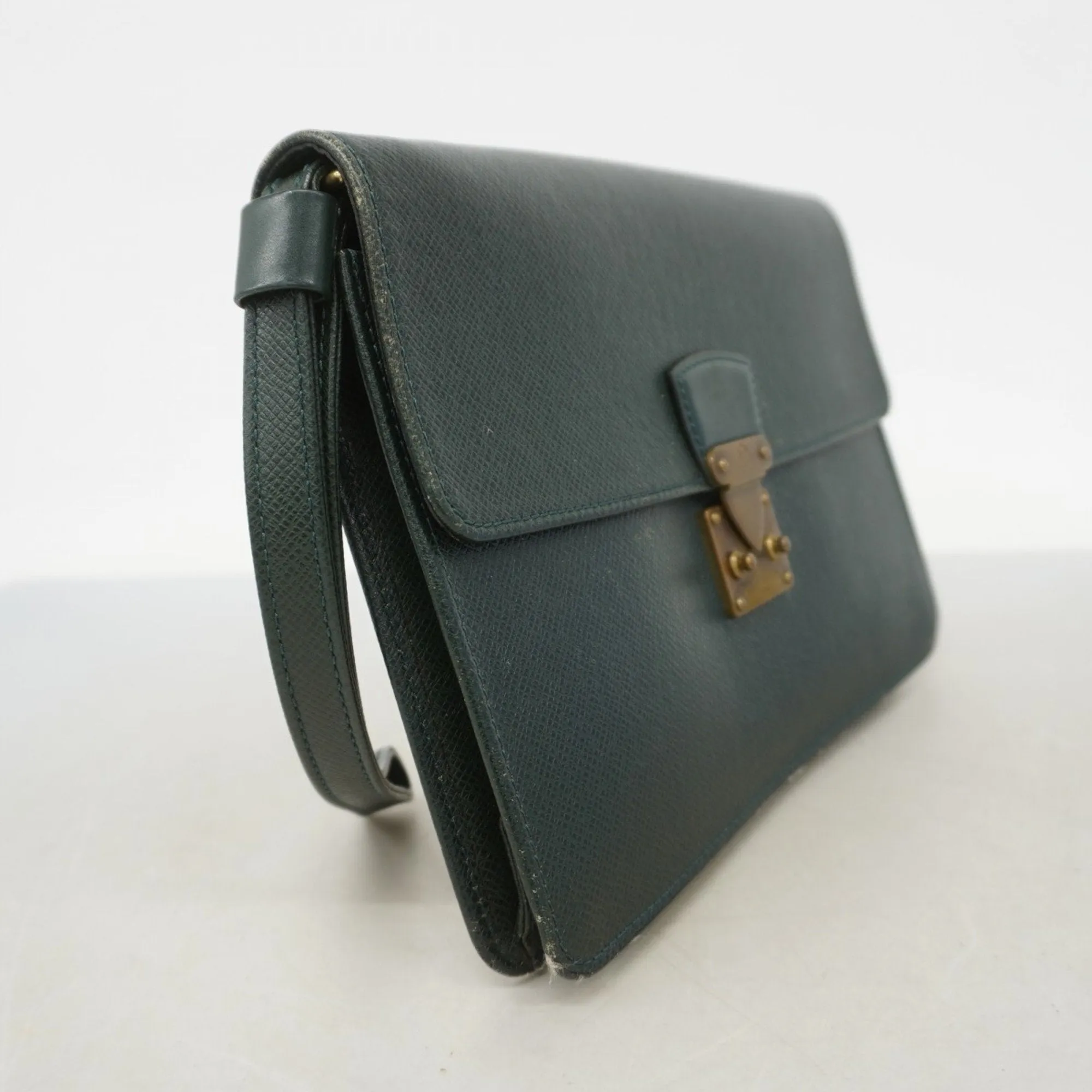 Louis Vuitton Clutch Bag (Pre-Owned)