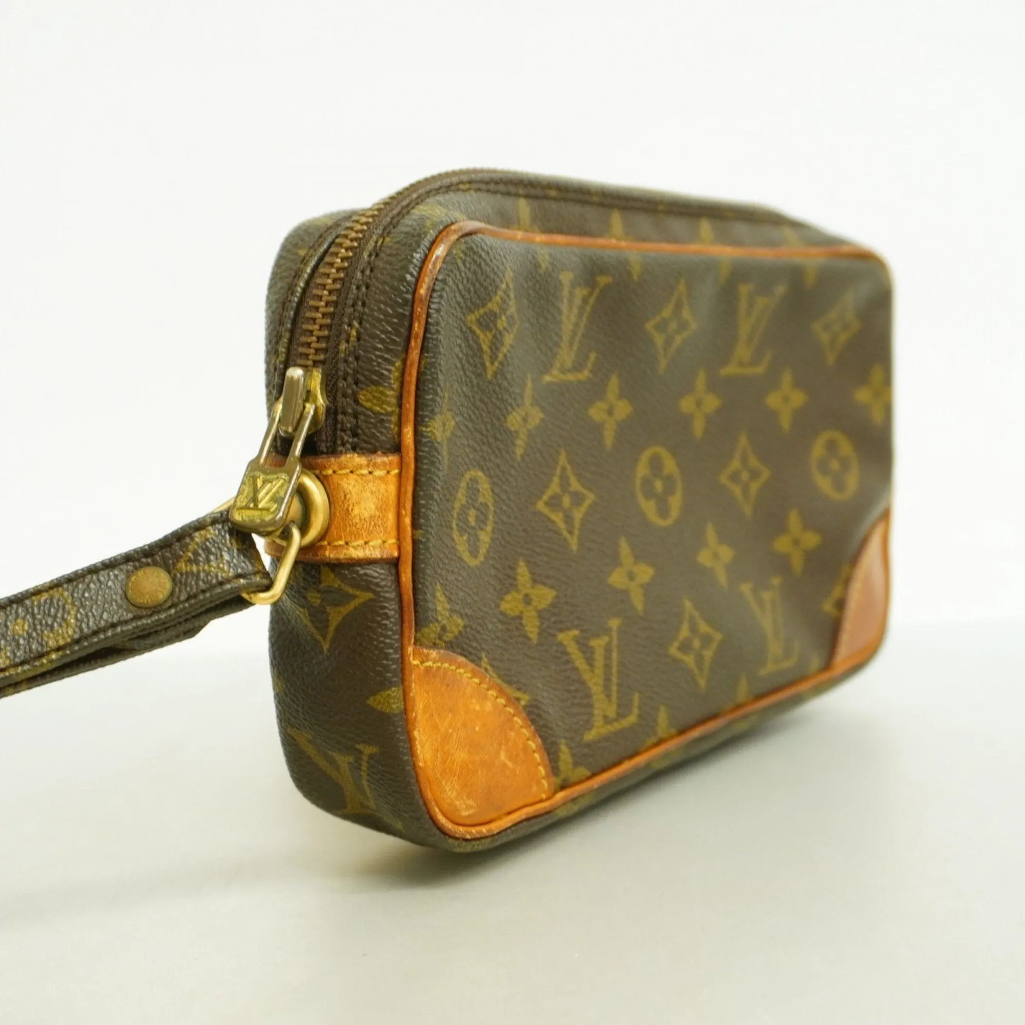 Louis Vuitton Clutch Bag (Pre-Owned)