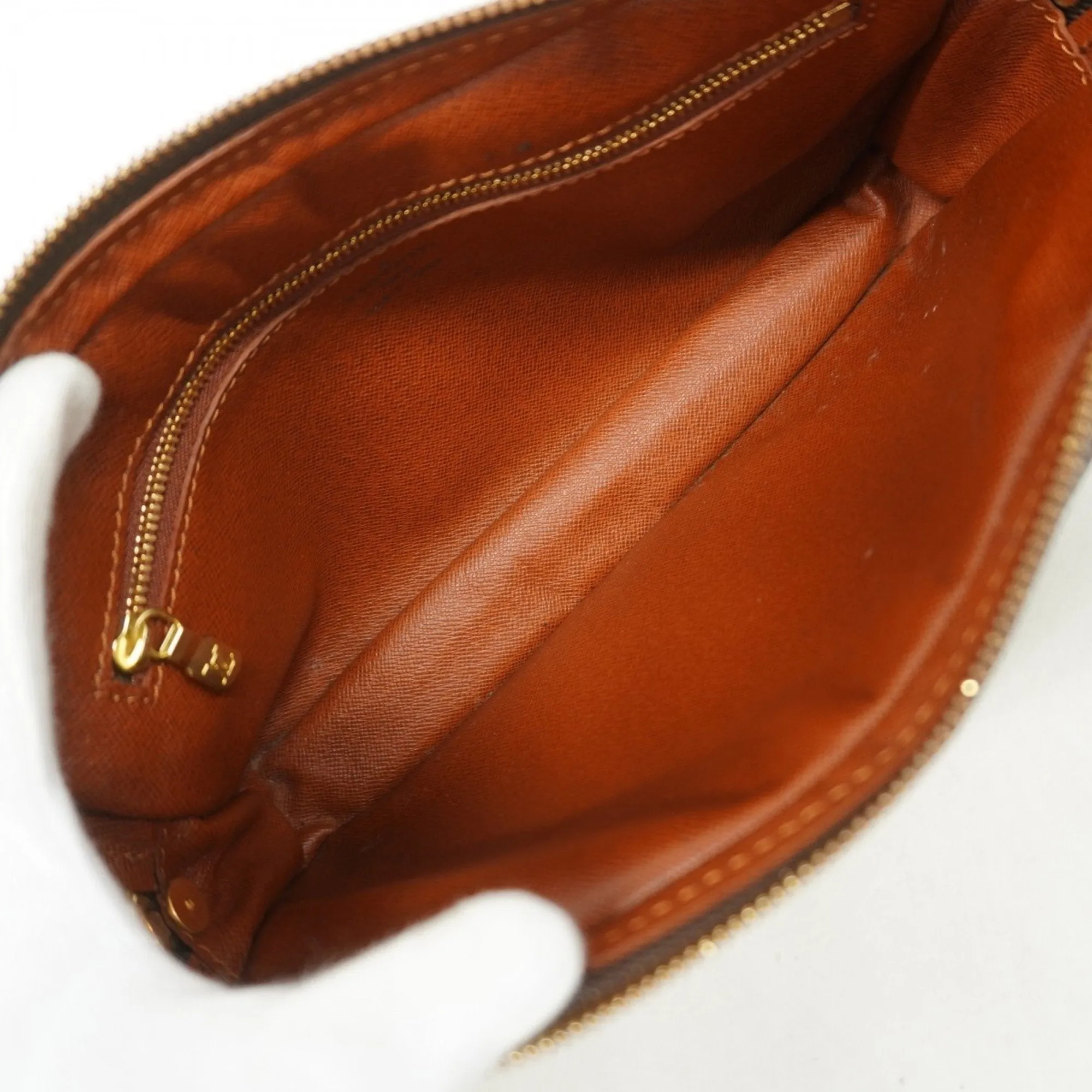Louis Vuitton Clutch Bag (Pre-Owned)