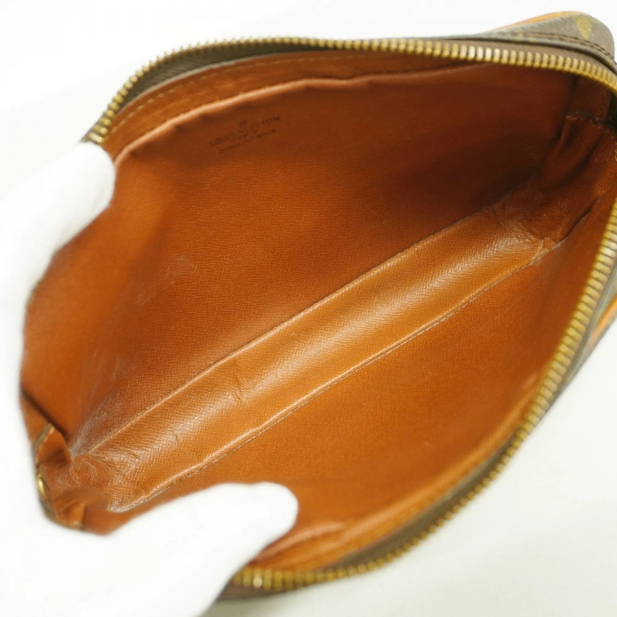 Louis Vuitton Clutch Bag (Pre-Owned)