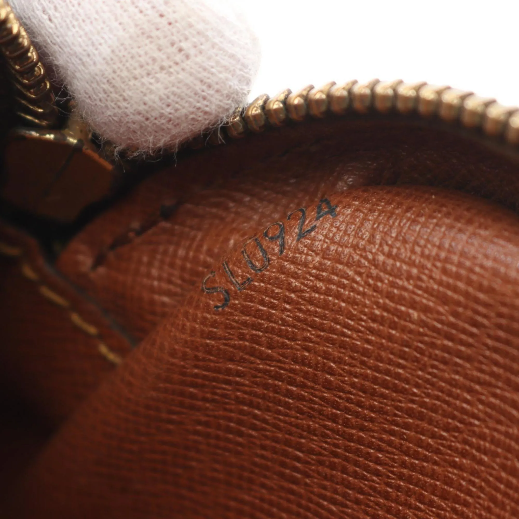 Louis Vuitton Coated Canvas Leather Clutch Bag (Pre-Owned)