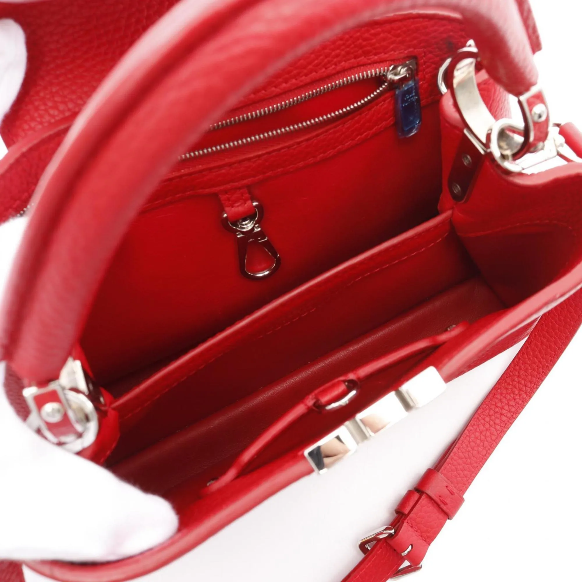 Louis Vuitton Color Ruby Leather Handbag (Pre-Owned)