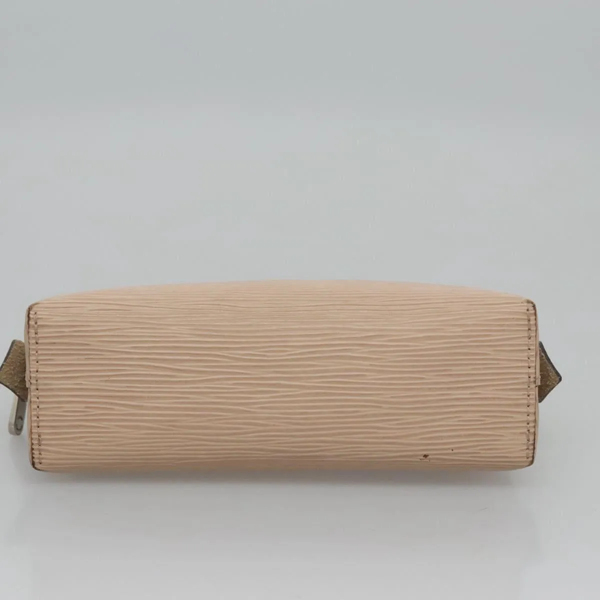 Louis Vuitton Cosmetic Pouch Leather Clutch Bag (Pre-Owned)