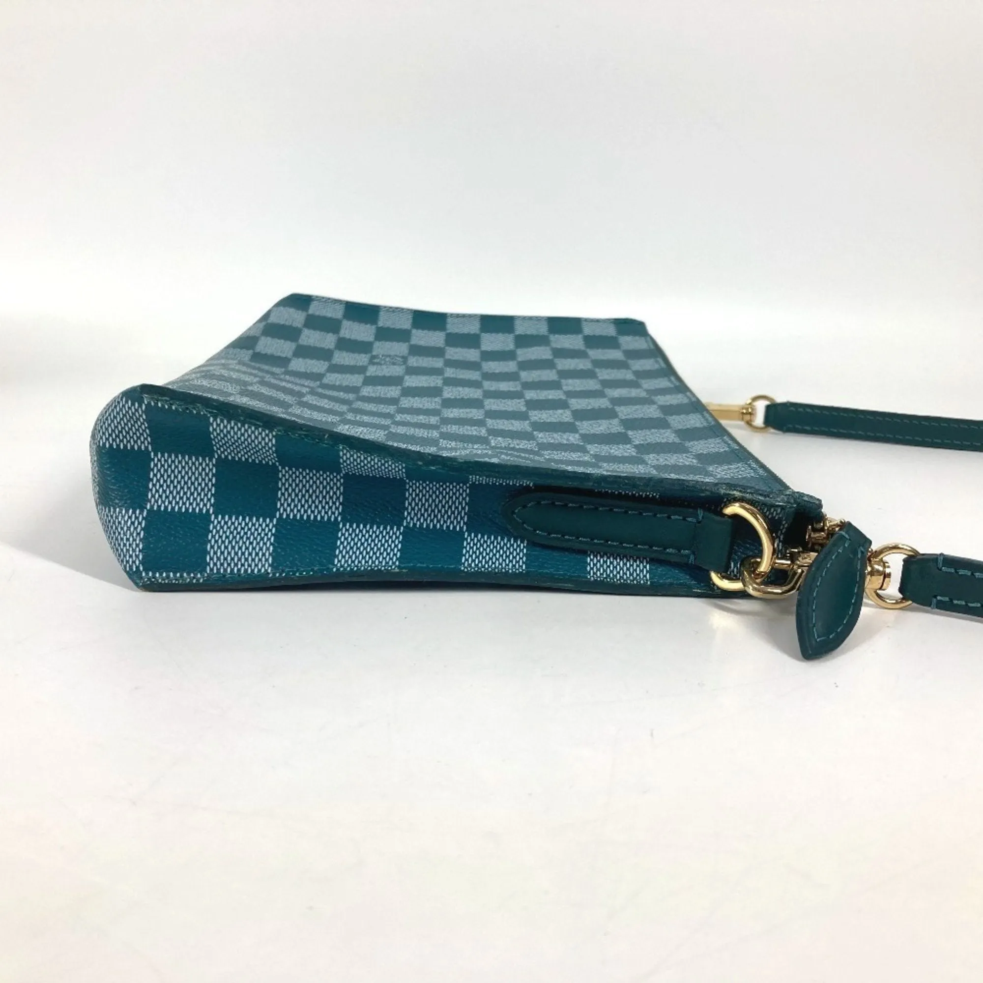 Louis Vuitton Cyan Pvc Leather Clutch Bag Shoulder Bag (Pre-Owned)