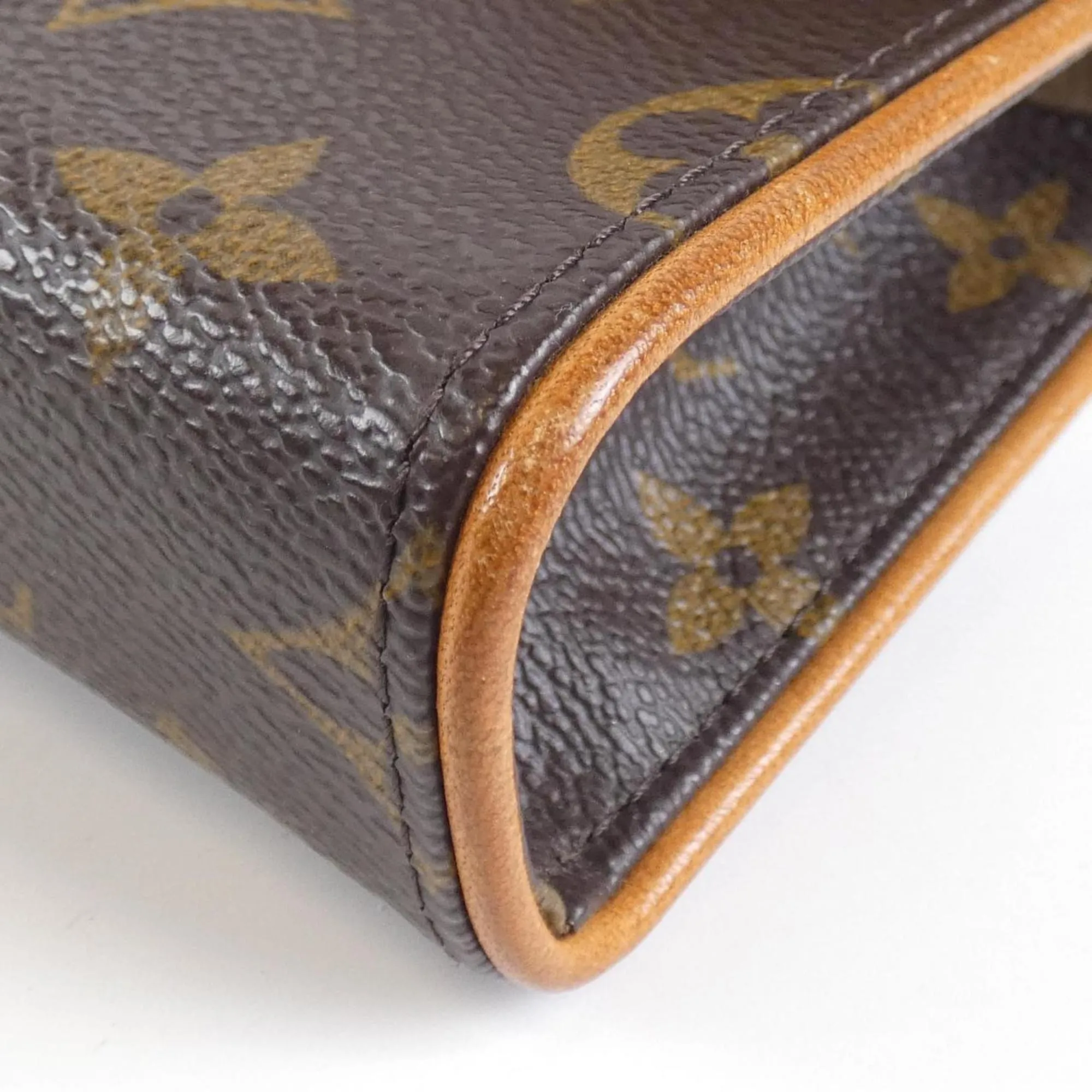 Louis Vuitton Florentine Canvas Clutch Bag (Pre-Owned)