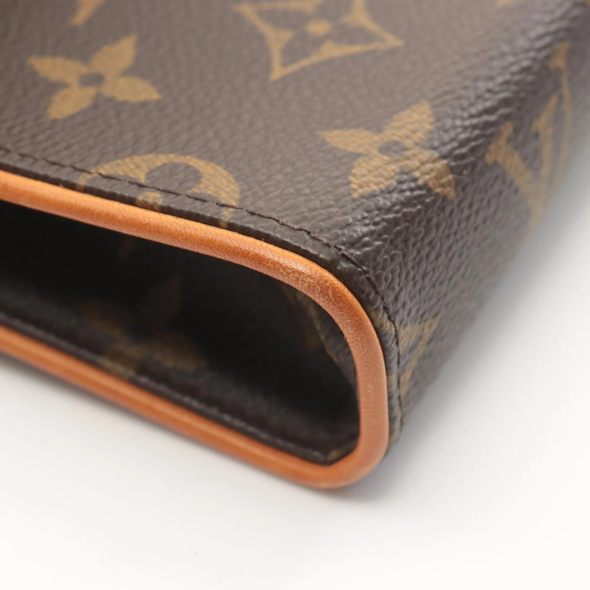 Louis Vuitton Florentine Canvas Clutch Bag (Pre-Owned)