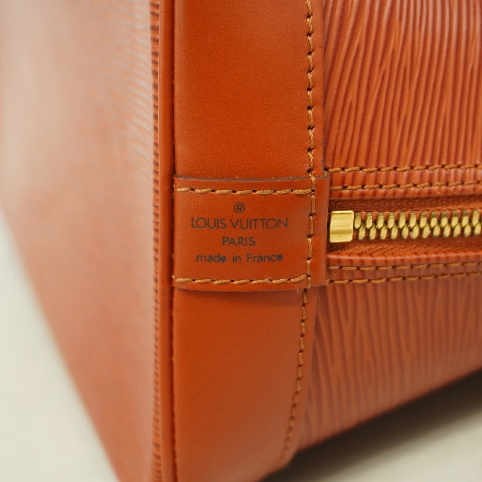 Louis Vuitton Handbag (Pre-Owned)