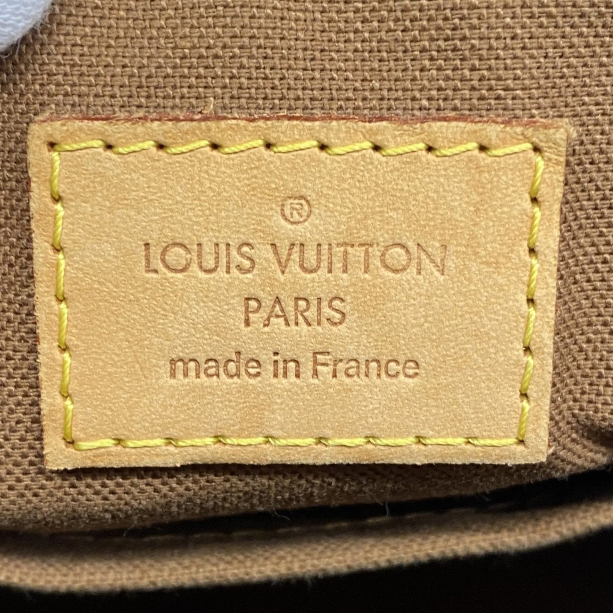 Louis Vuitton Handbag (Pre-Owned)