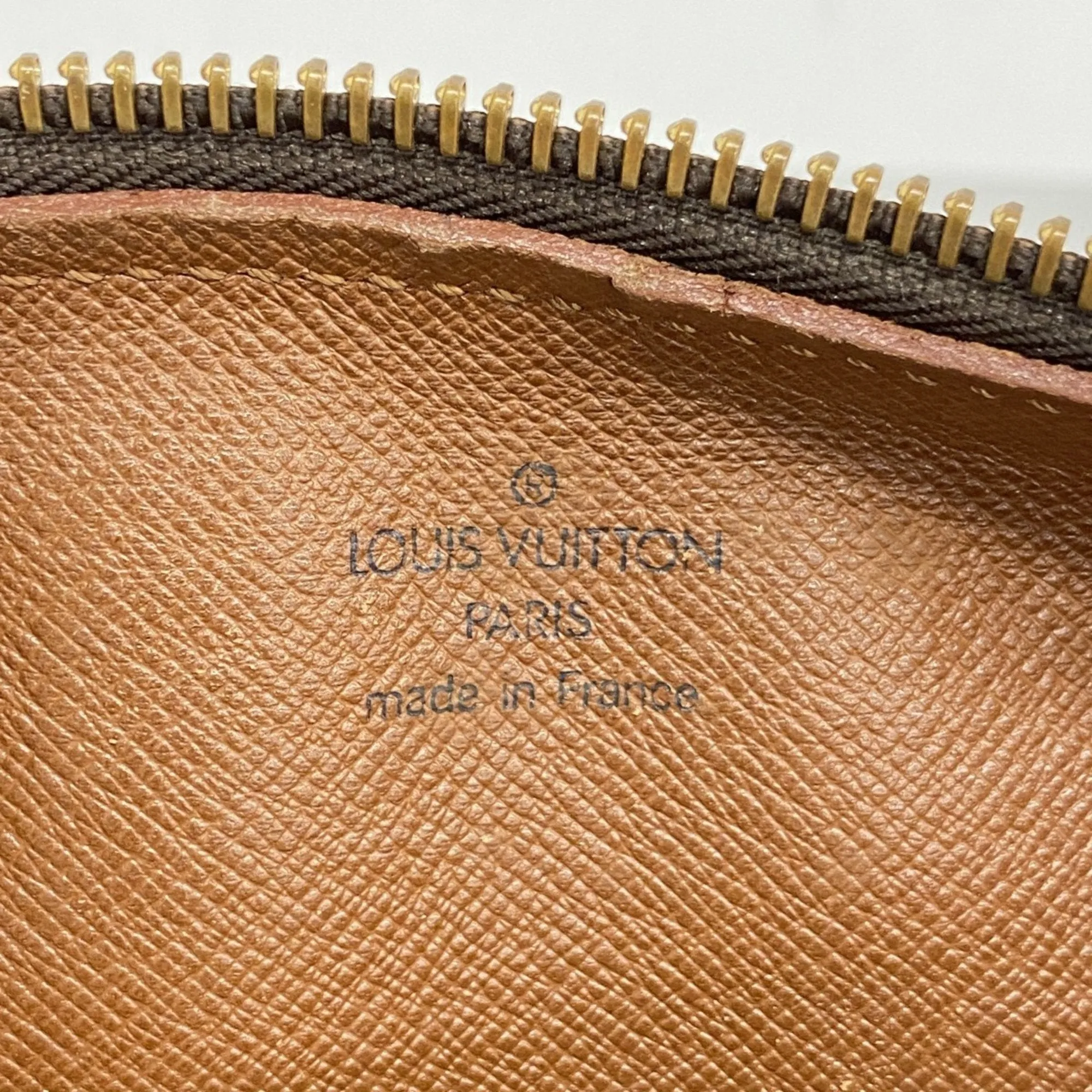 Louis Vuitton Handbag (Pre-Owned)