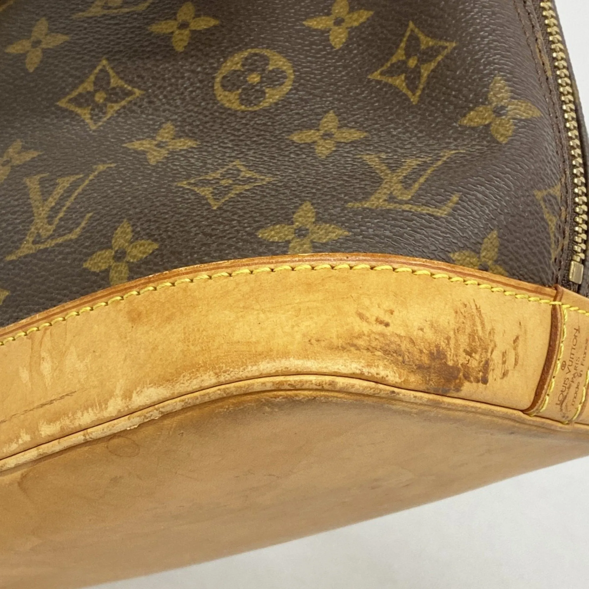 Louis Vuitton Handbag (Pre-Owned)