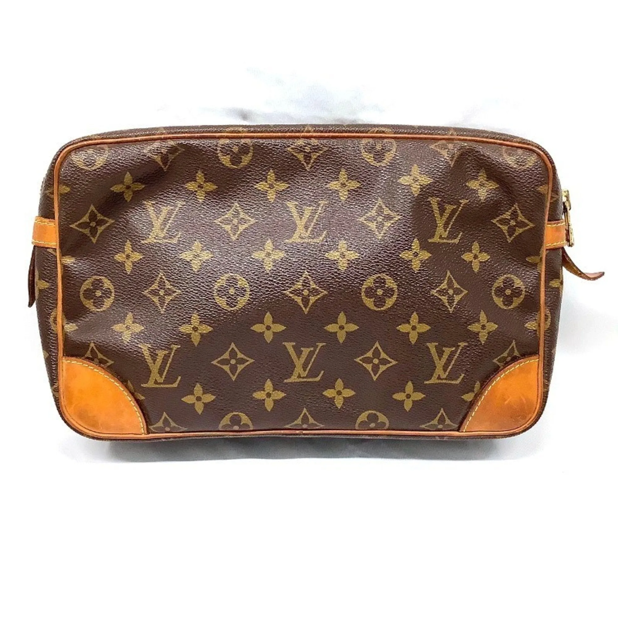 Louis Vuitton  Handbag (Pre-Owned)