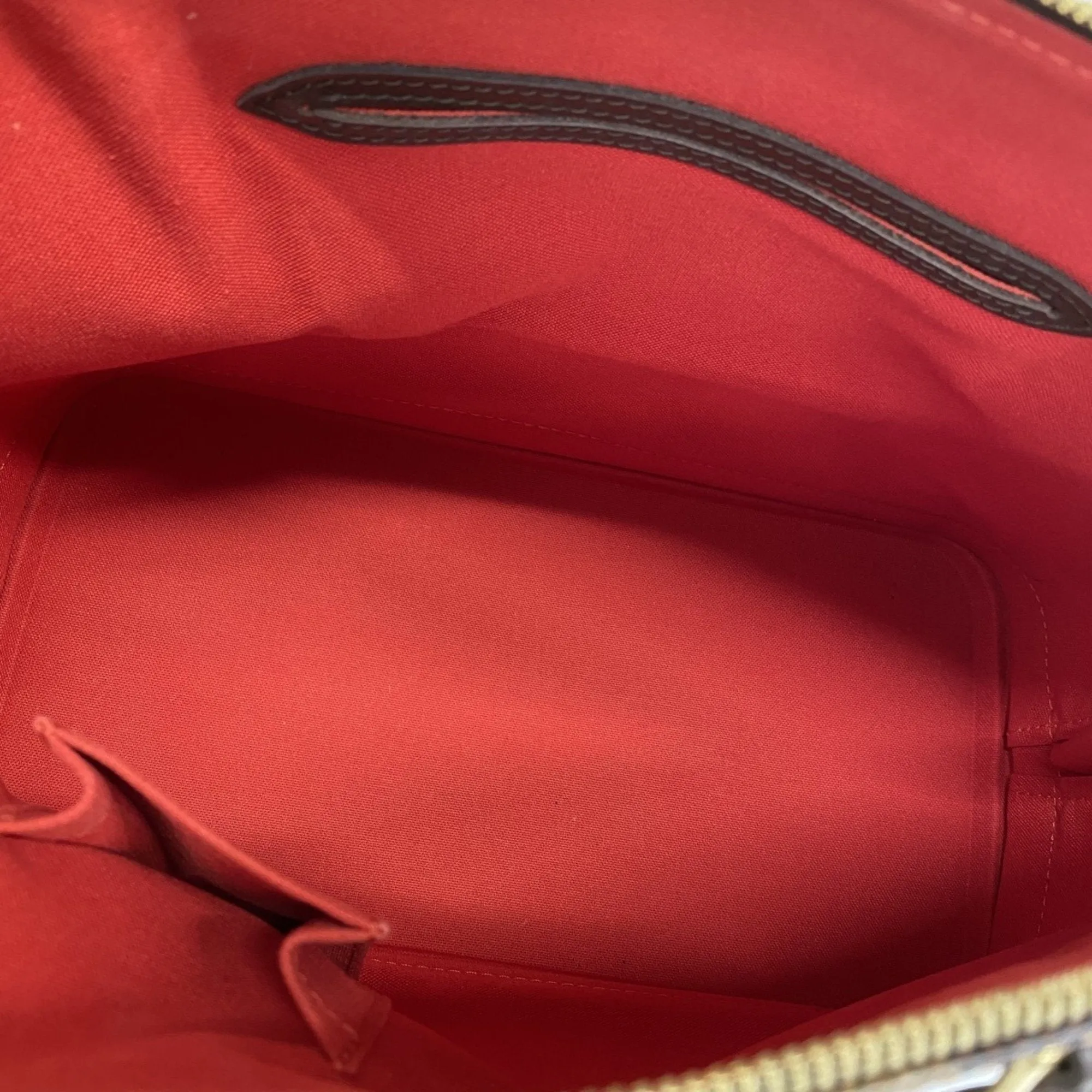 Louis Vuitton Handbag (Pre-Owned)