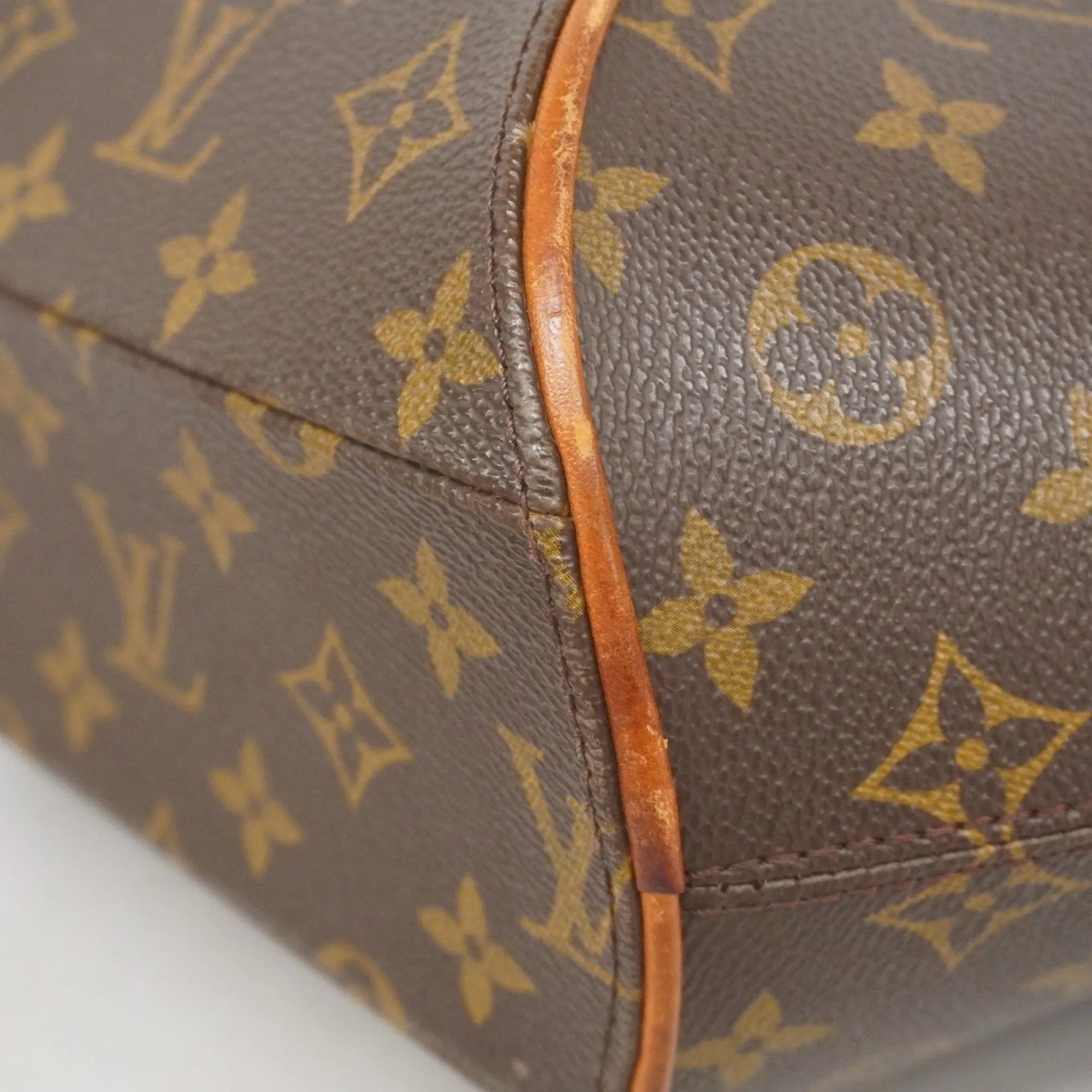 Louis Vuitton Handbag (Pre-Owned)