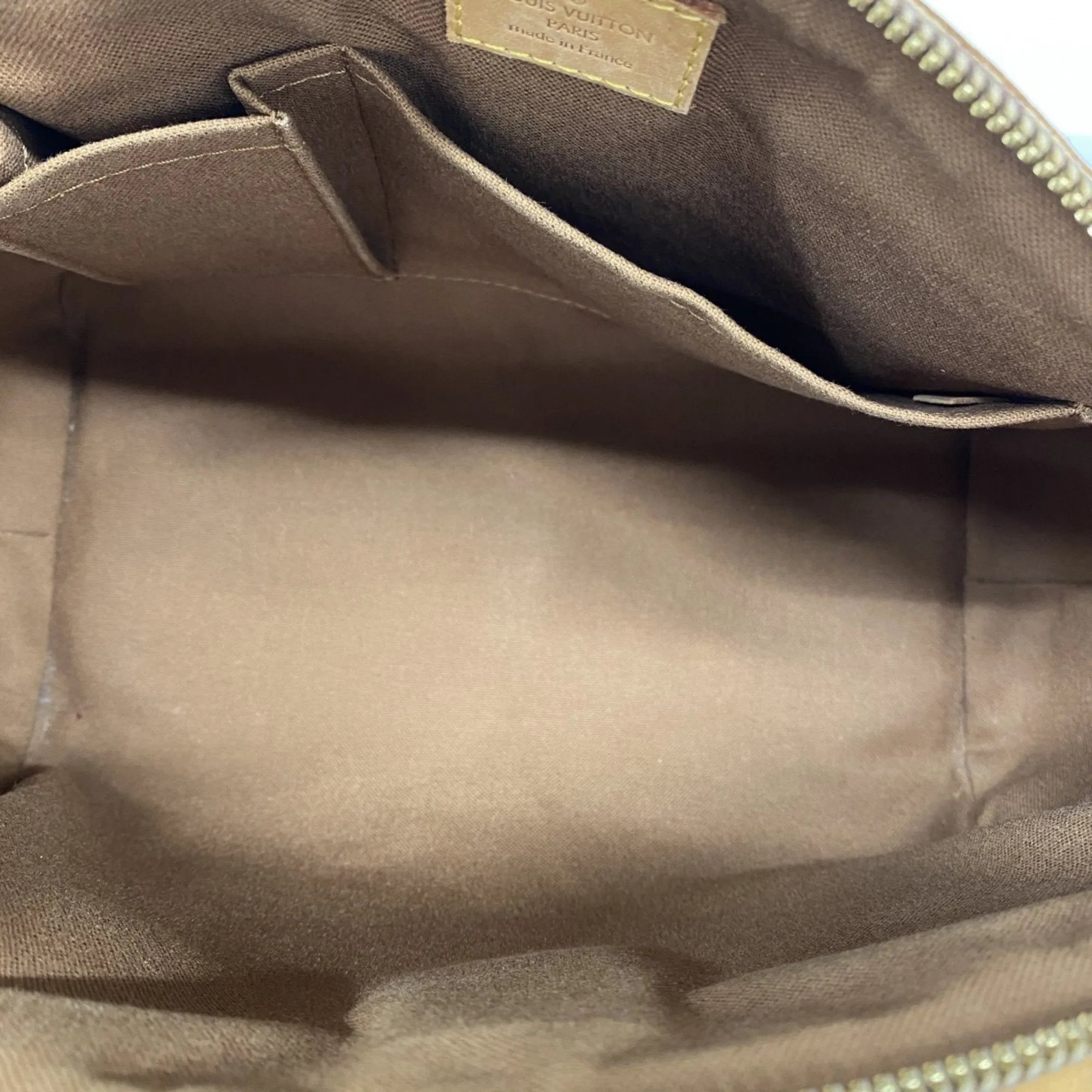 Louis Vuitton Handbag (Pre-Owned)