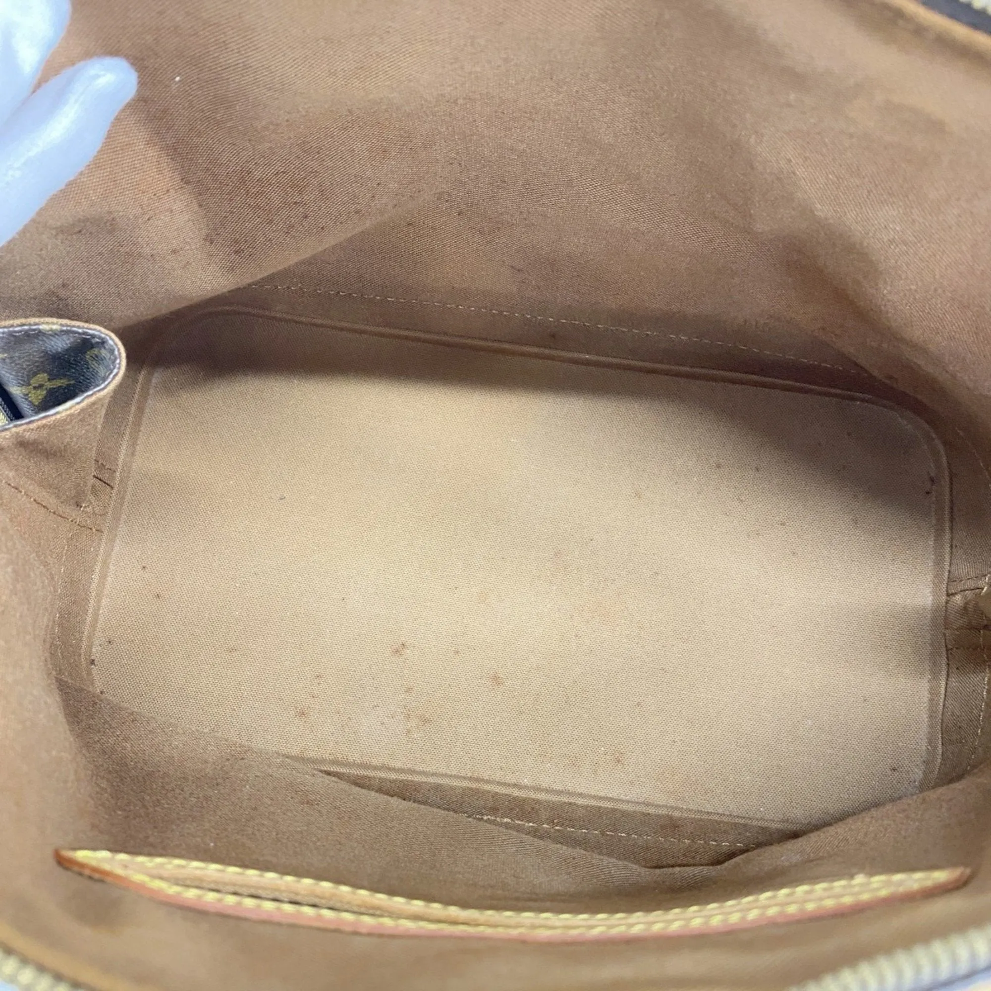 Louis Vuitton Handbag (Pre-Owned)