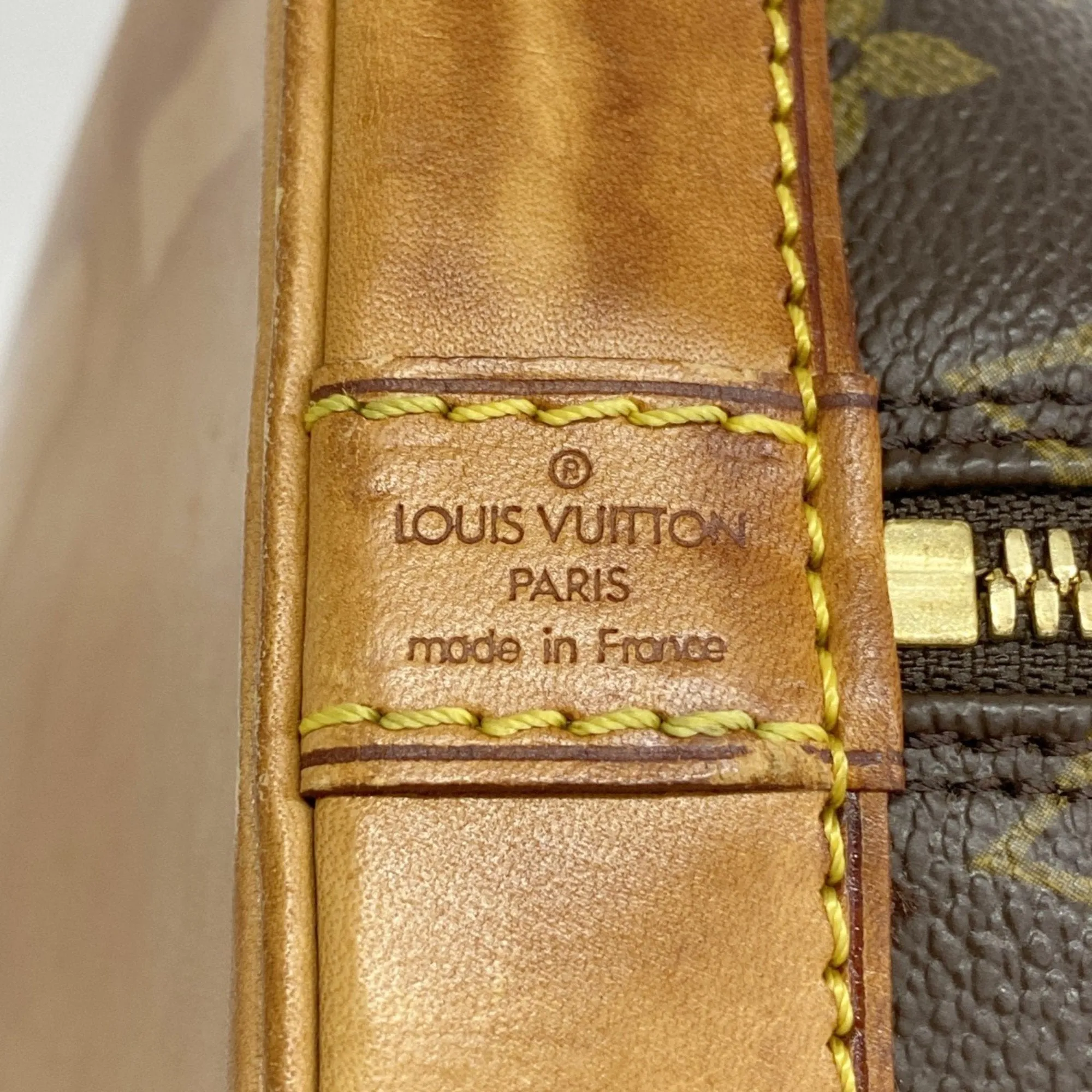 Louis Vuitton Handbag (Pre-Owned)