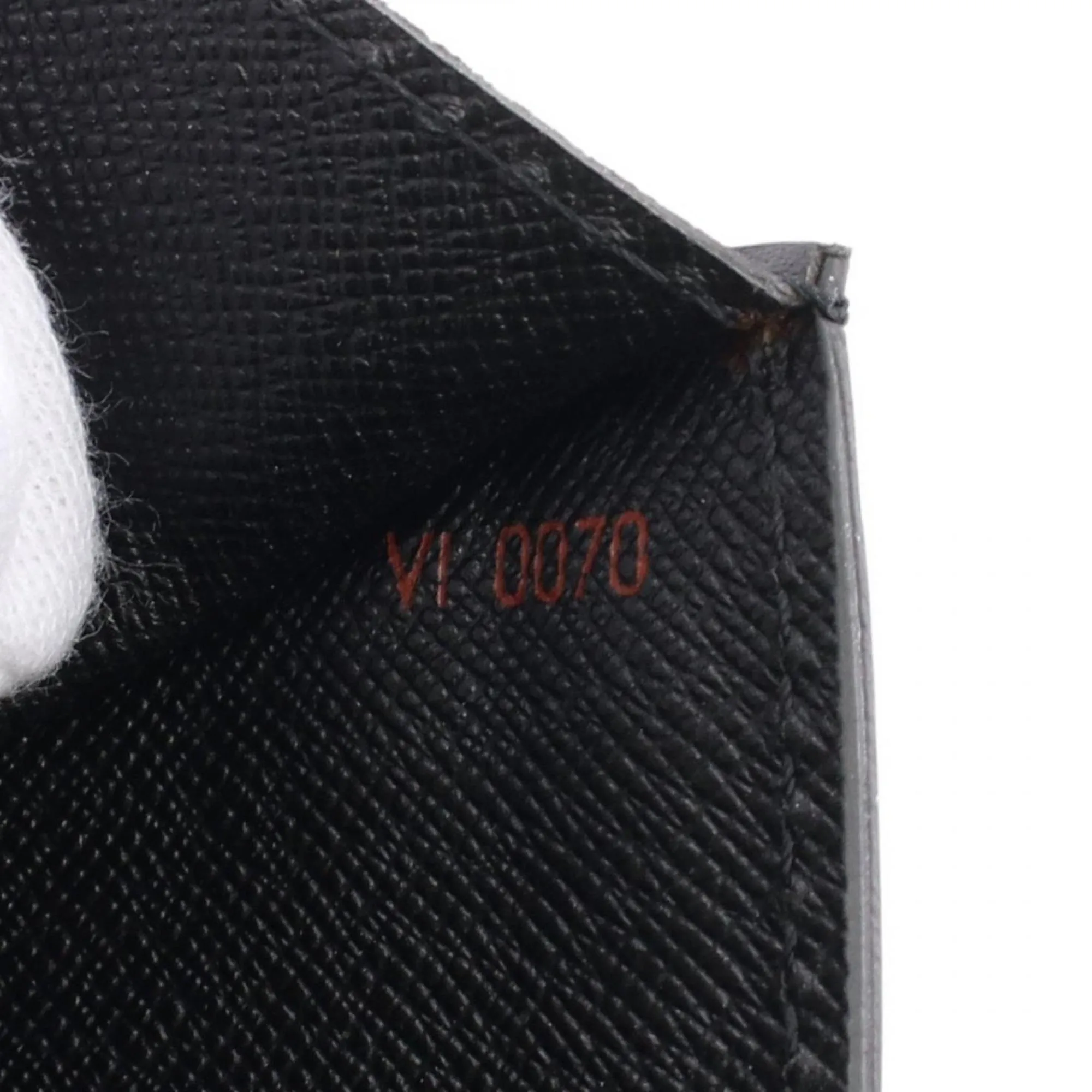 Louis Vuitton Leather Clutch Bag (Pre-Owned)