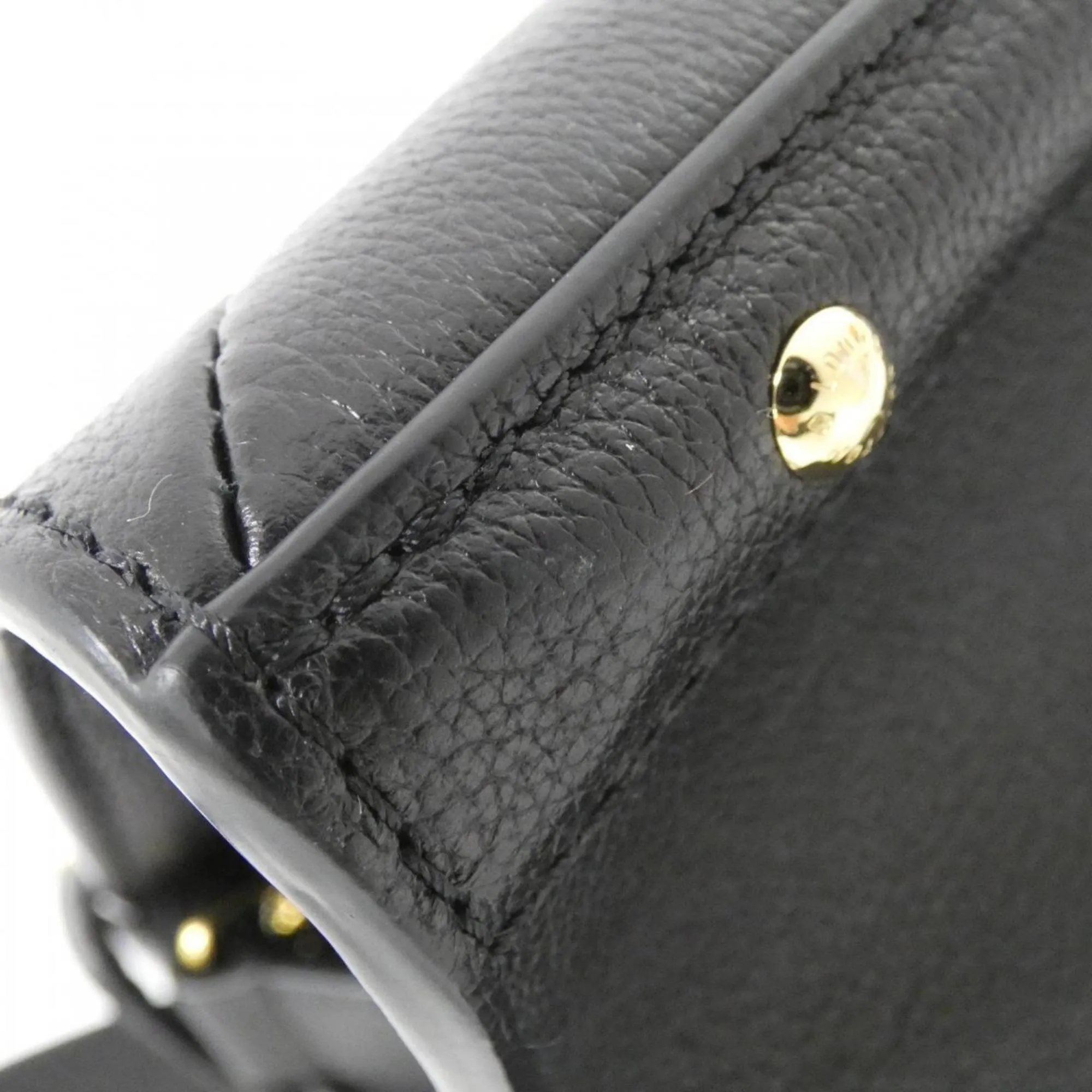 Louis Vuitton Leather Handbag (Pre-Owned)