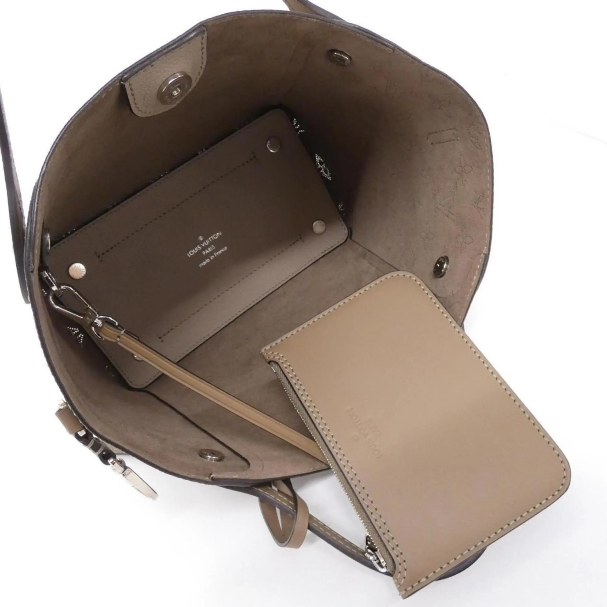 Louis Vuitton Leather Handbag (Pre-Owned)