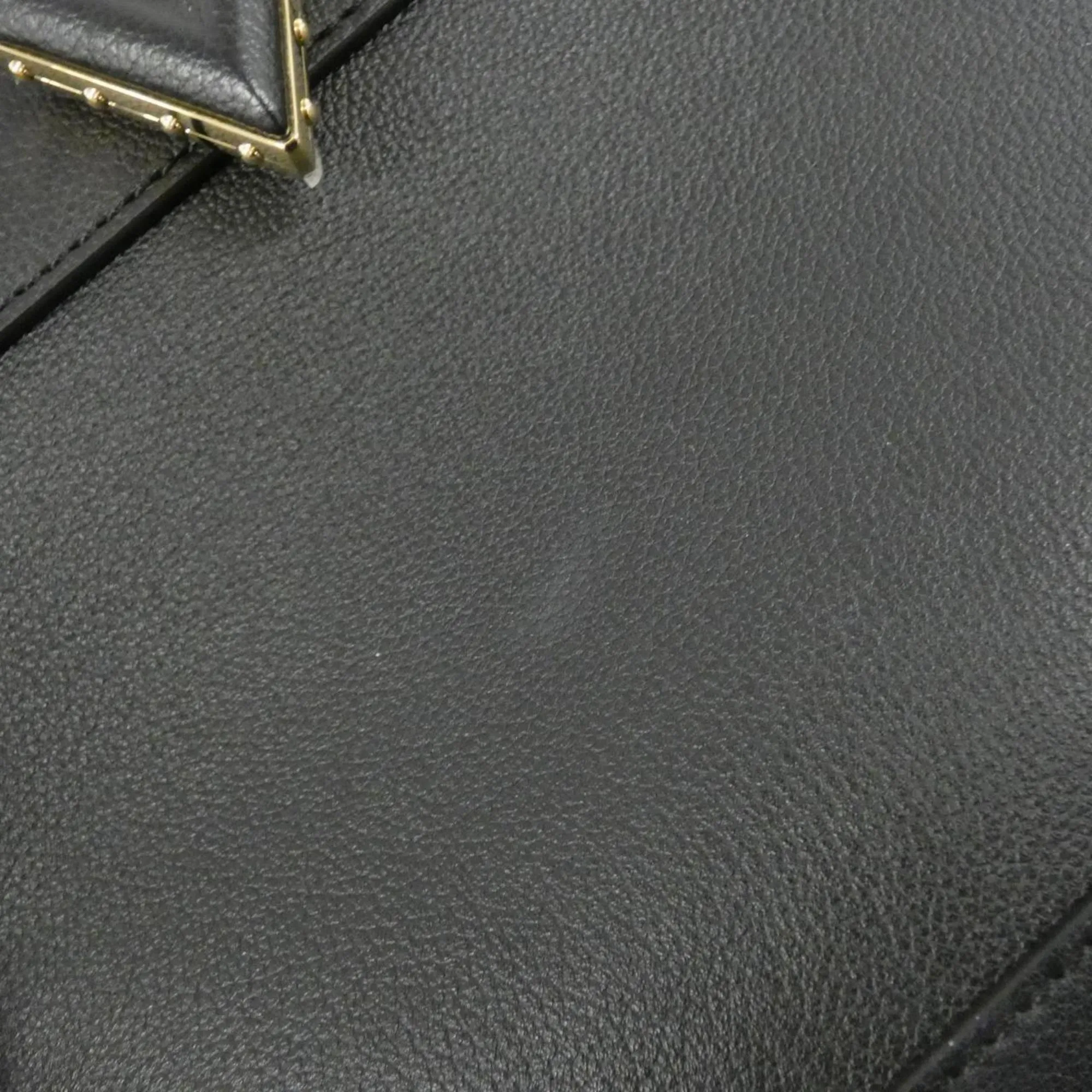 Louis Vuitton Leather Handbag (Pre-Owned)