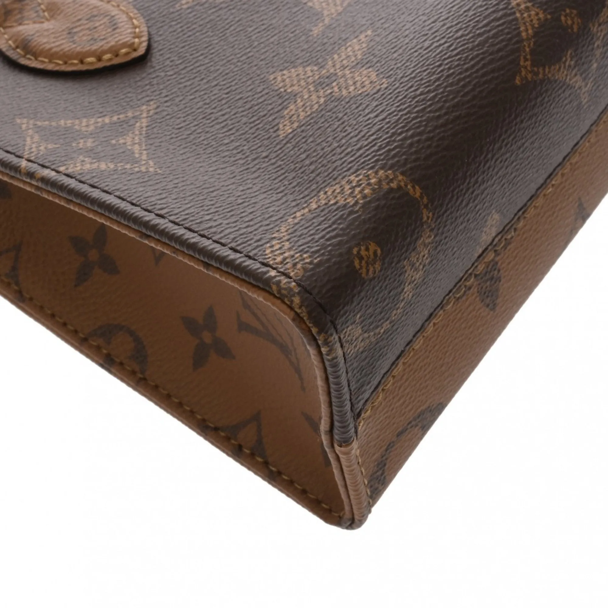 Louis Vuitton Leather Handbag (Pre-Owned)