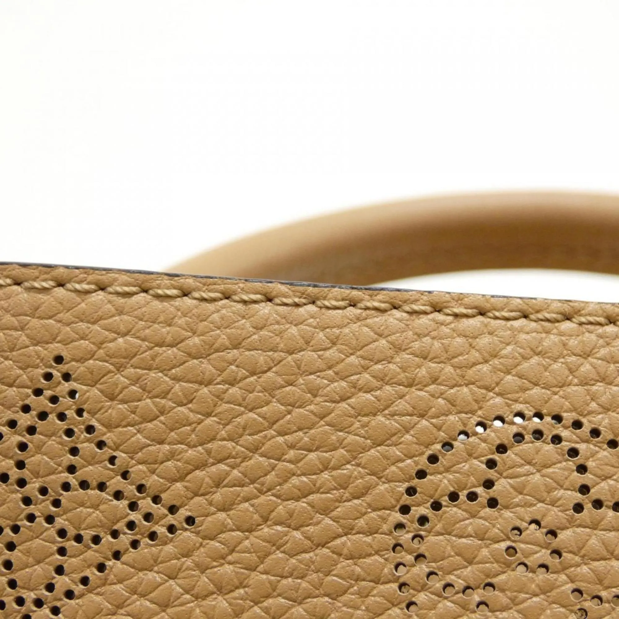 Louis Vuitton Mahina Leather Handbag (Pre-Owned)
