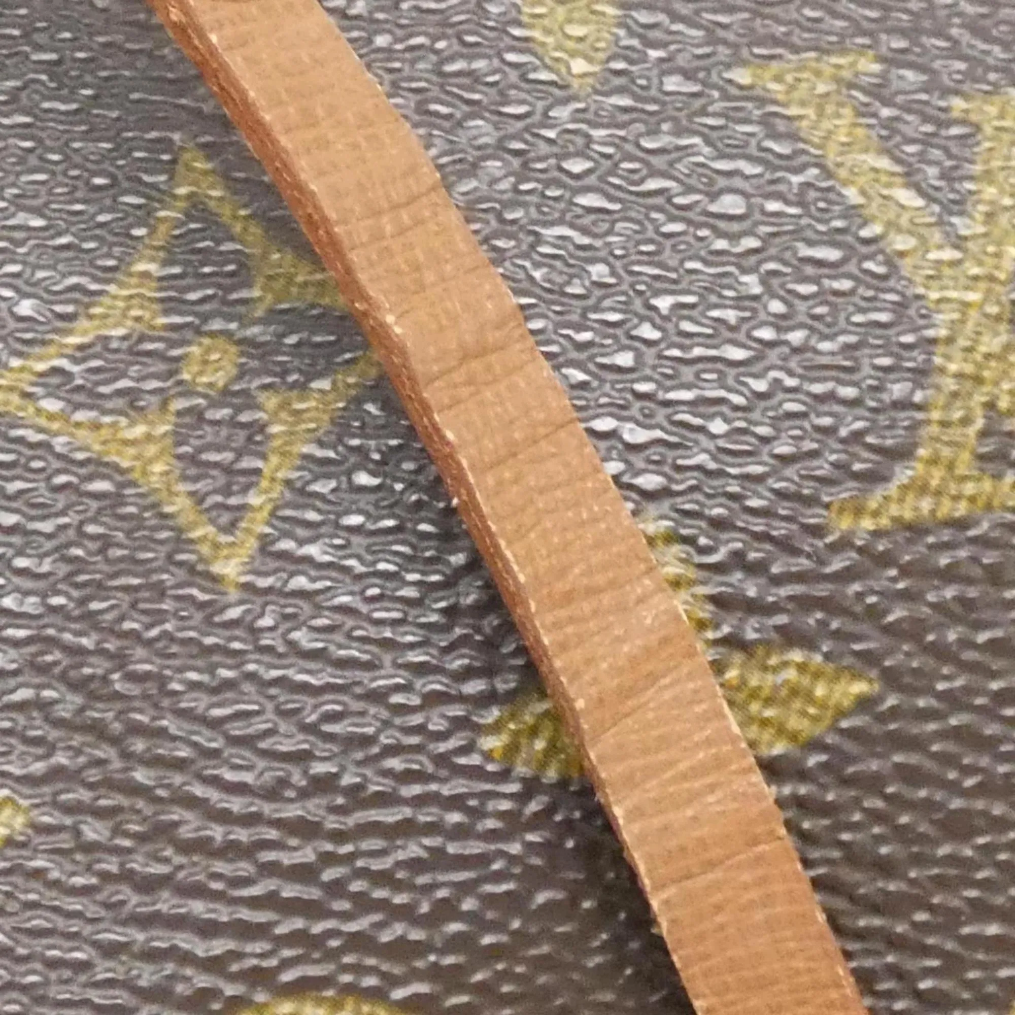 Louis Vuitton Marron Monogram Monogram Handbag (Pre-Owned)
