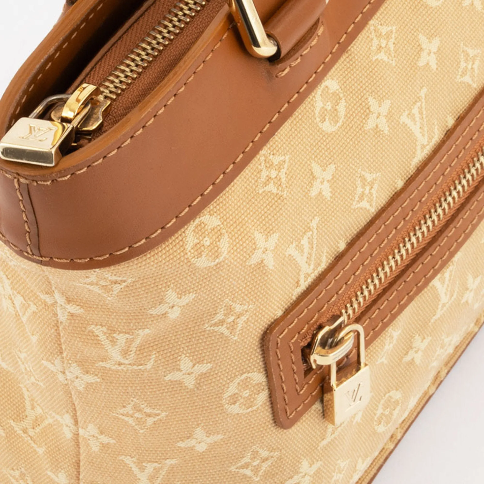 Louis Vuitton Monogram Mini Canvas Leather Handbag (Pre-Owned)