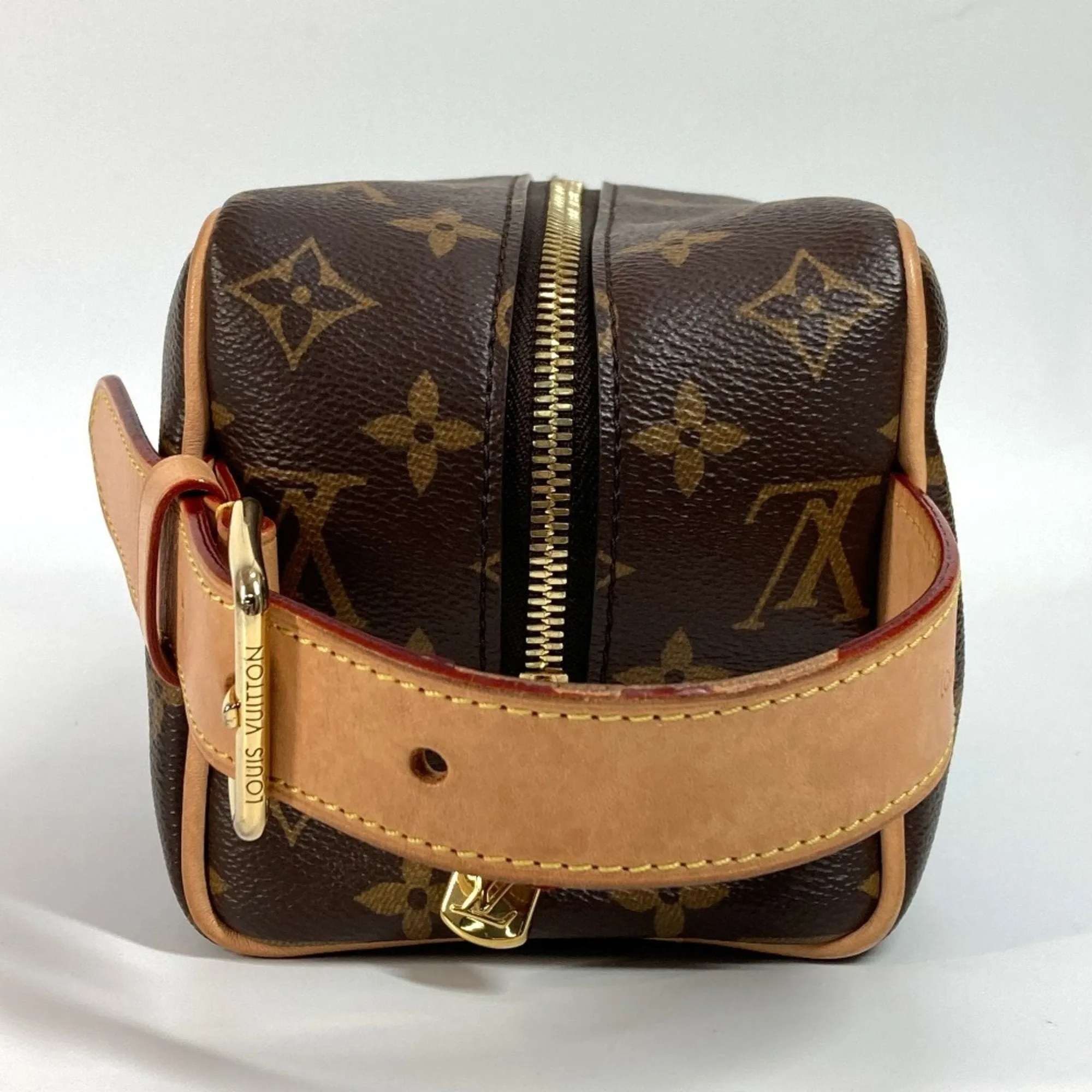 Louis Vuitton Monogram Monogram Clutch Bag (Pre-Owned)