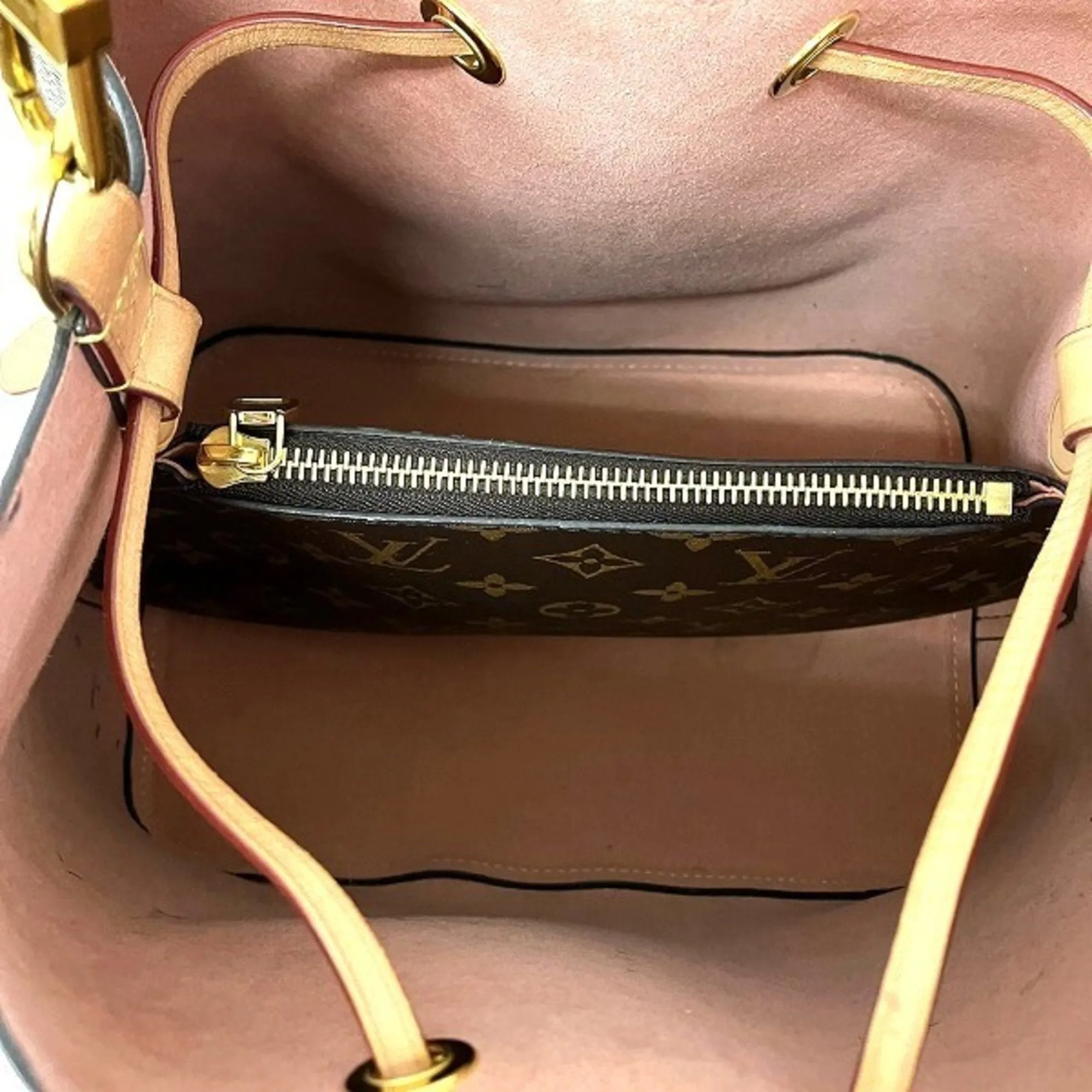 Louis Vuitton Monogram Monogram Handbag (Pre-Owned)