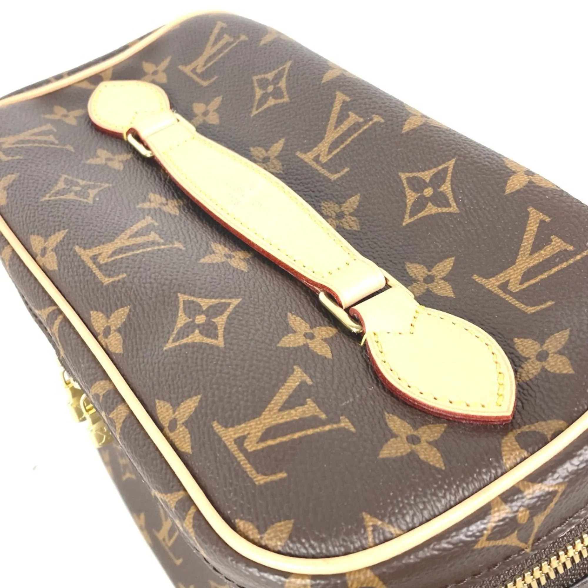 Louis Vuitton Nice Canvas Clutch Bag (Pre-Owned)