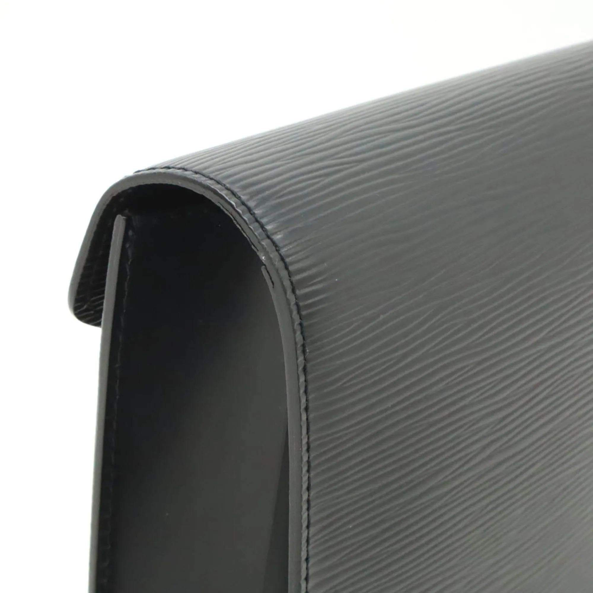 Louis Vuitton Noir Epi Leather Clutch Bag (Pre-Owned)