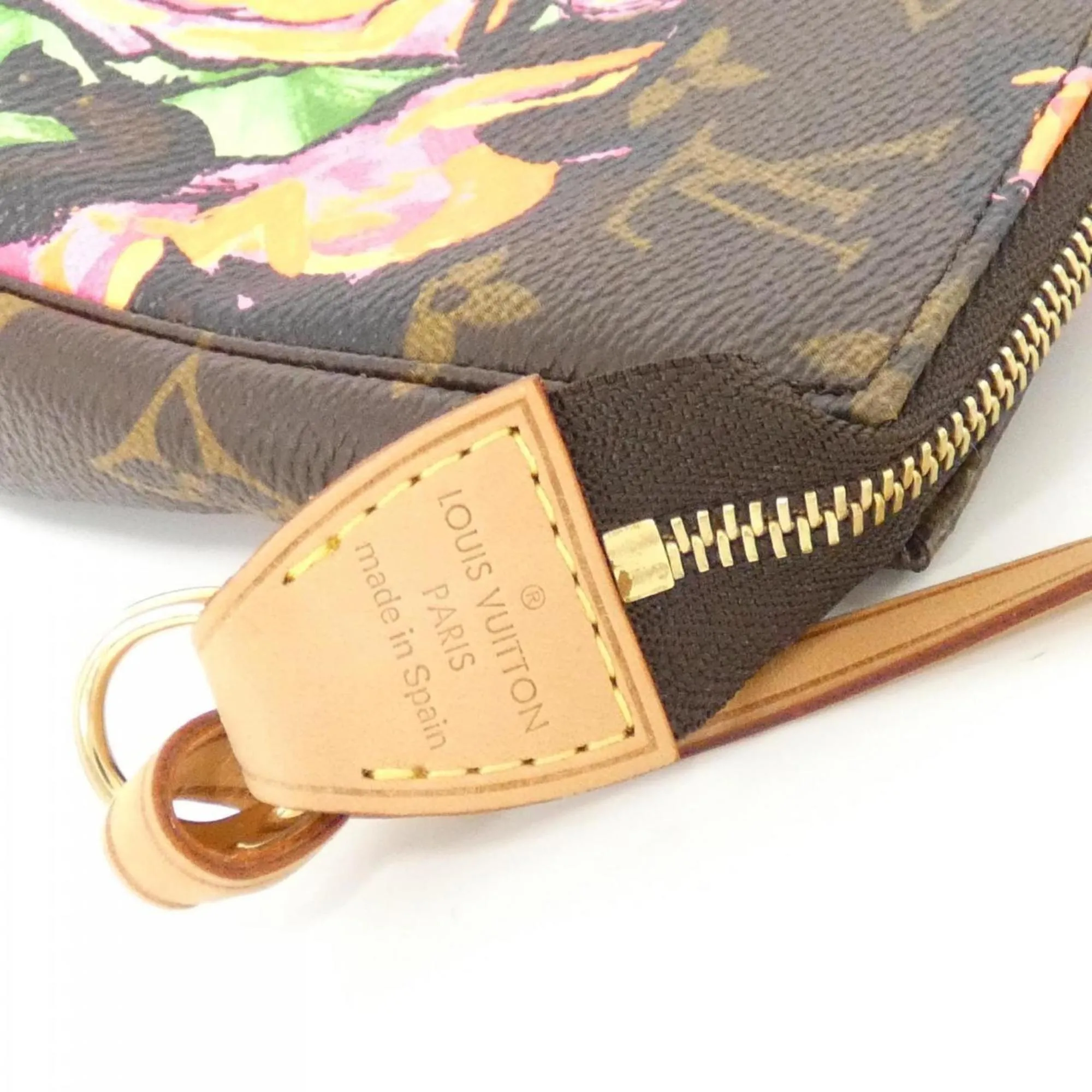 Louis Vuitton Pochette Accessoire Canvas Clutch Bag (Pre-Owned)