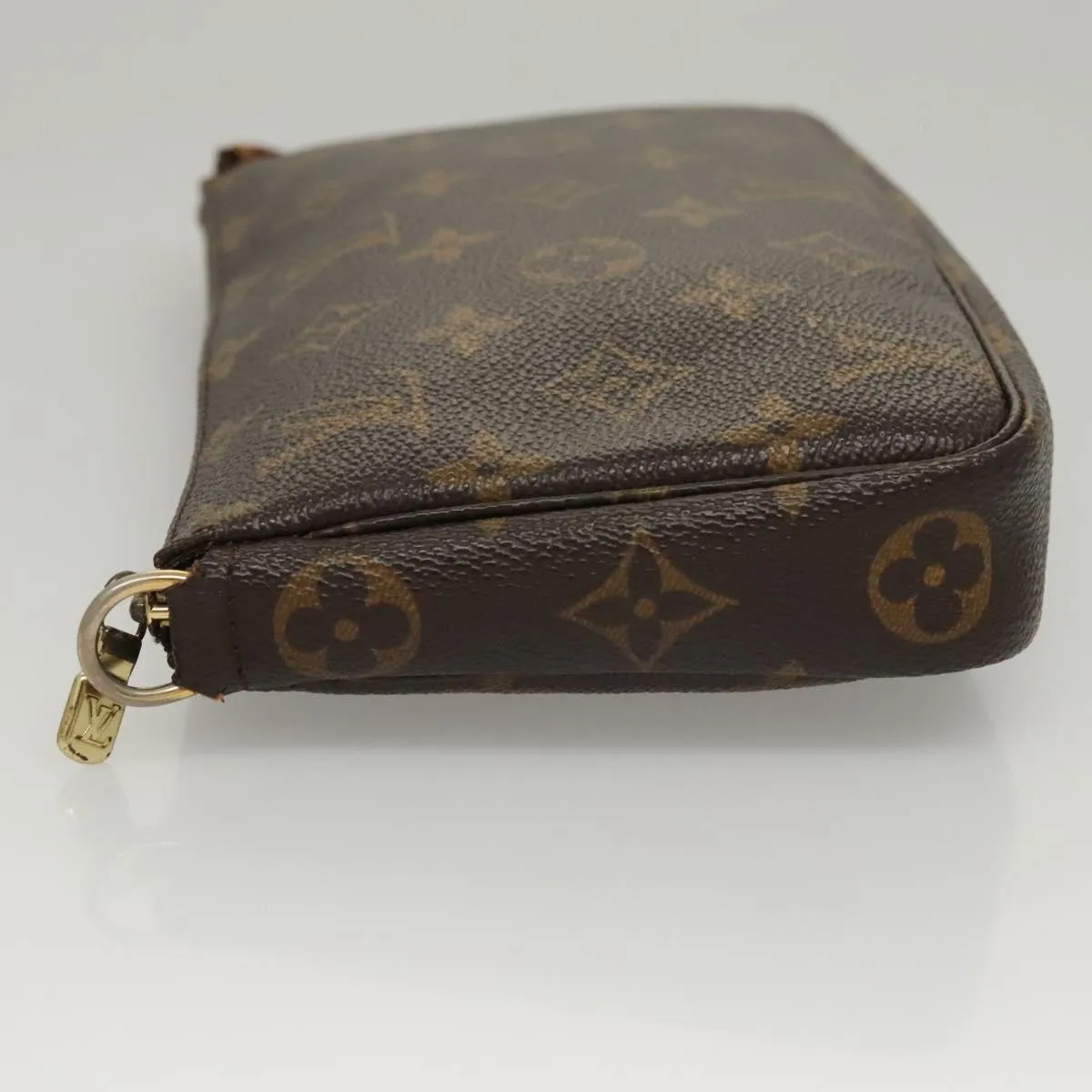 Louis Vuitton Pochette Accessoire Canvas Clutch Bag (Pre-Owned)