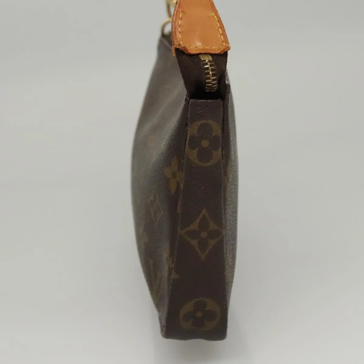 Louis Vuitton Pochette Accessoire Canvas Clutch Bag (Pre-Owned)