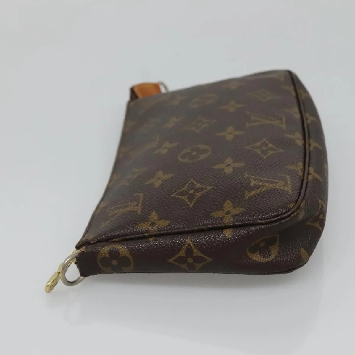 Louis Vuitton Pochette Accessoire Canvas Clutch Bag (Pre-Owned)